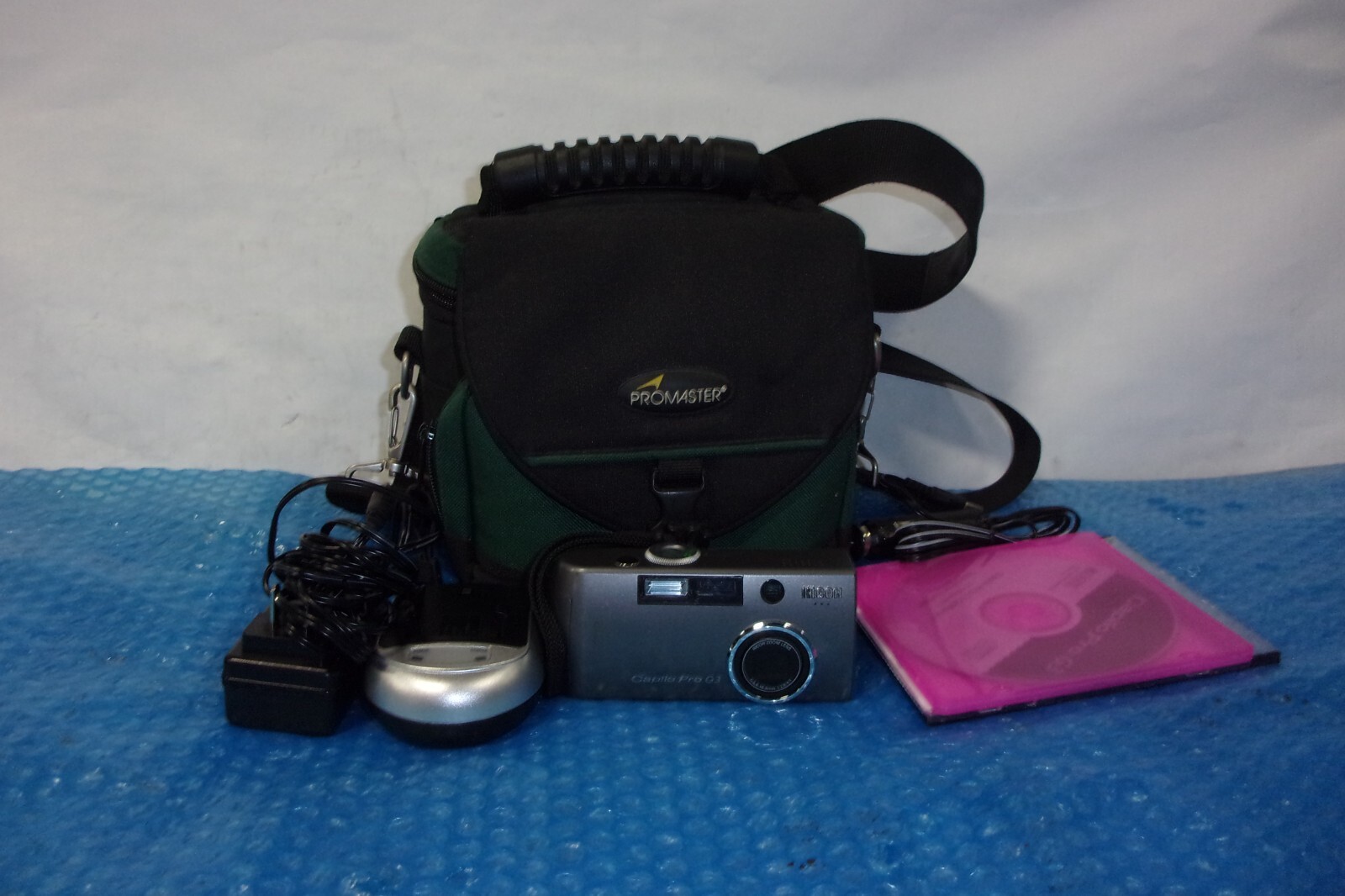 Ricoh Caplio Pro G3 Digital Camera With Manual Software CD Ricoh Caplio Pro G3 Digital Camera With Manual Software CD