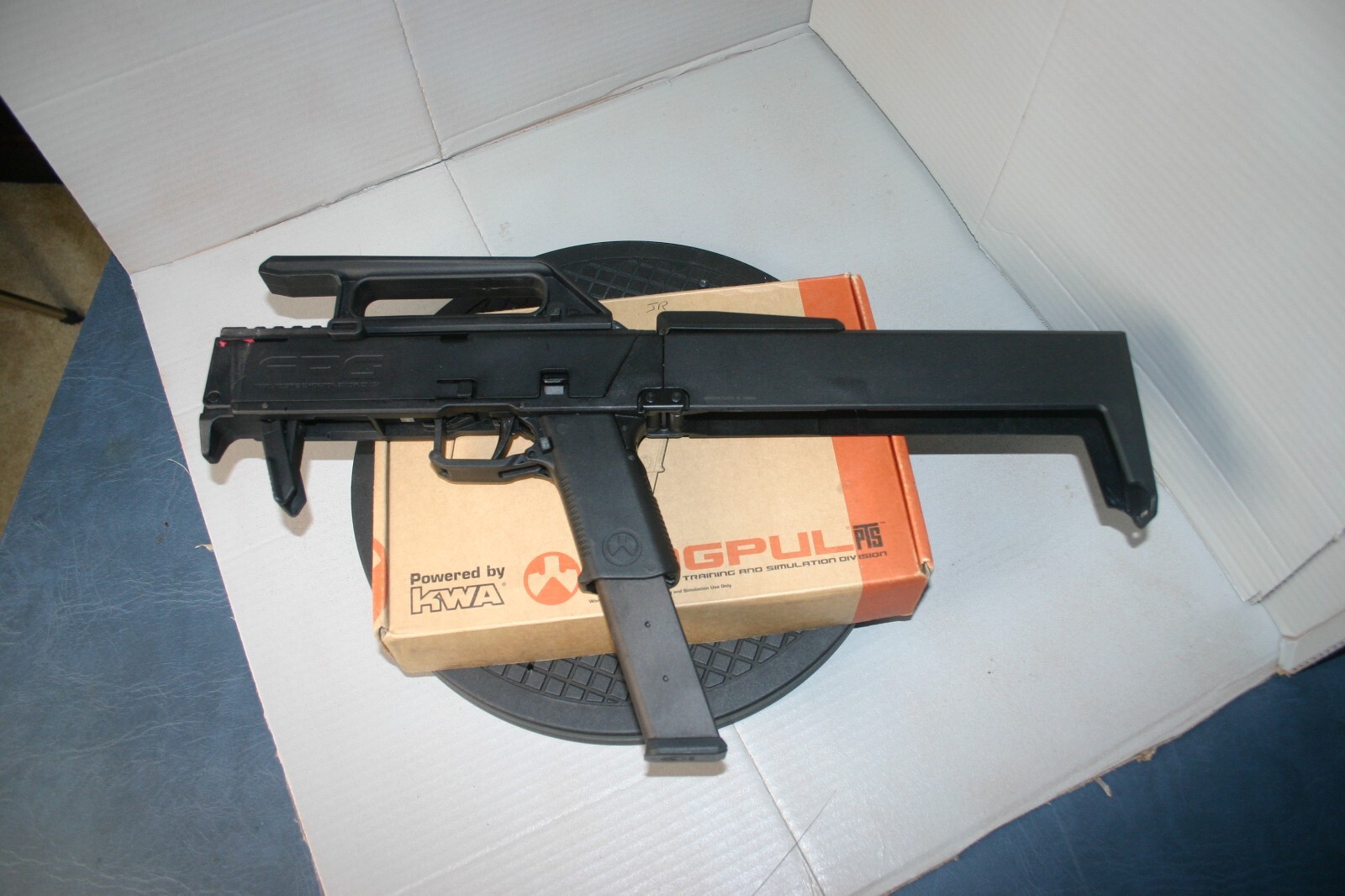 トイガン MAGPUL FPG Folding Pocket Gun KWA Magpul Airsoft Folding Pocket Gun (FPG) Pre-owned Rare