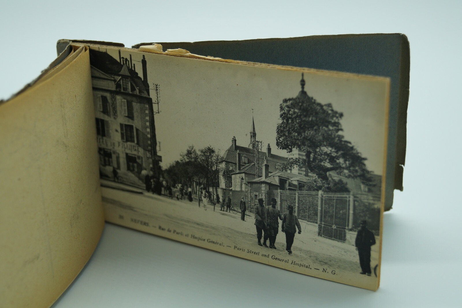 Nevers Book of 12 Unused French Postcards Photos