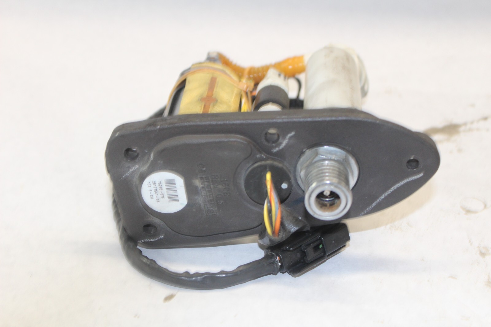 m FUEL PUMP MODULE, WITH FUEL SENDER HARNESS 75268-07F 2016