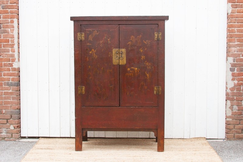 Chinoserie Red & Gilt Asian Armoire