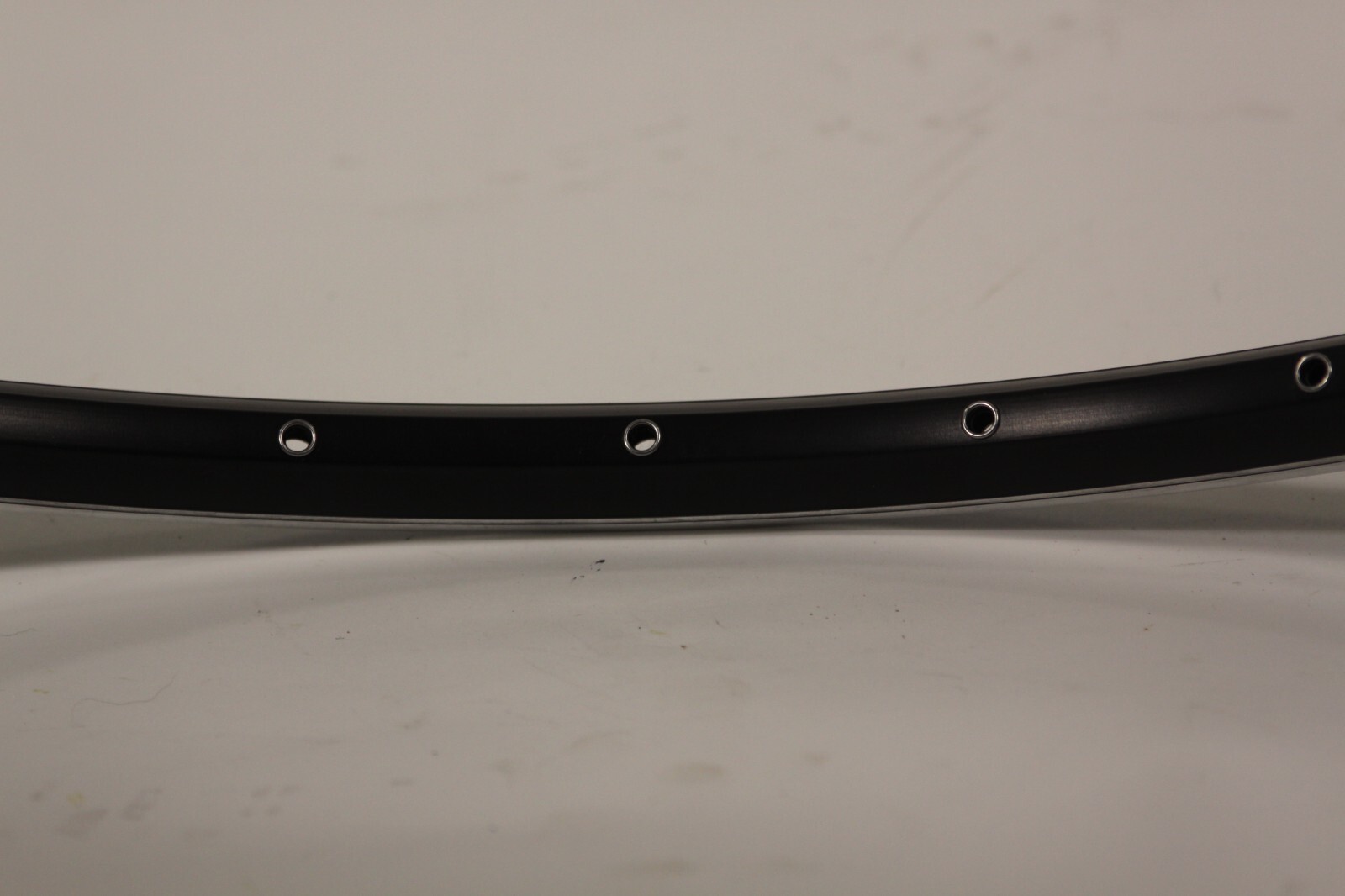 Mach1 650c Model 370 Alloy Rim w/Eyelets Black 32H No Label 517-15c MMR15