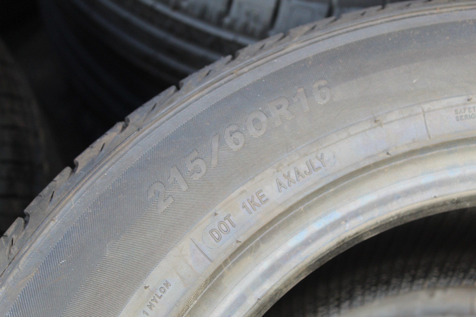 New 215 60 16 Dynamo, Street H MH01, 95V, x1 Tyre (F1_tyres) YD068
