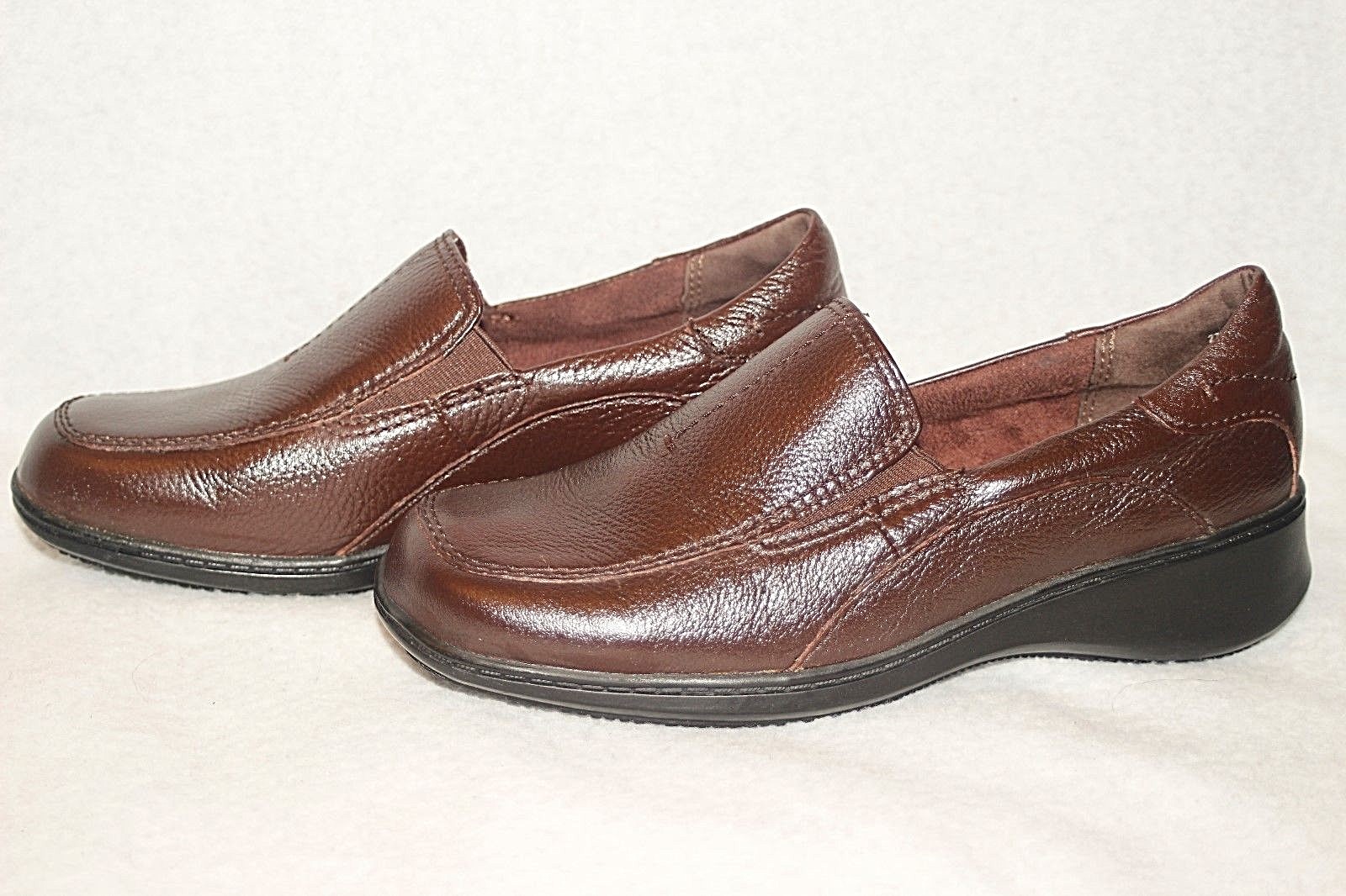 COBBIE CUDDLERS Loafers Brown Leather Comfy Low Heel Shoes