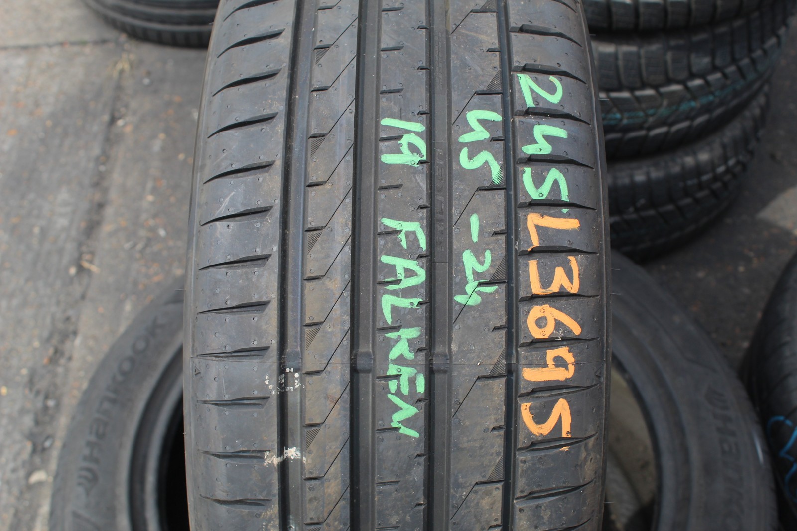New 245 45 19 Falken, Azensis FK520, XL, 102Y x1 Single Tyre (F1_tyres) L3695