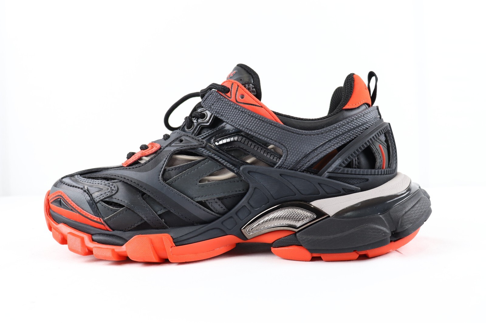Balenciaga , o1rshd10124 Track 2 Open Sneaker in Black/Red/Grey , BNWB 40 Balenciaga , o1rshd10124 Track 2 Open Sneaker in Black/Red/Grey , BNWB 40