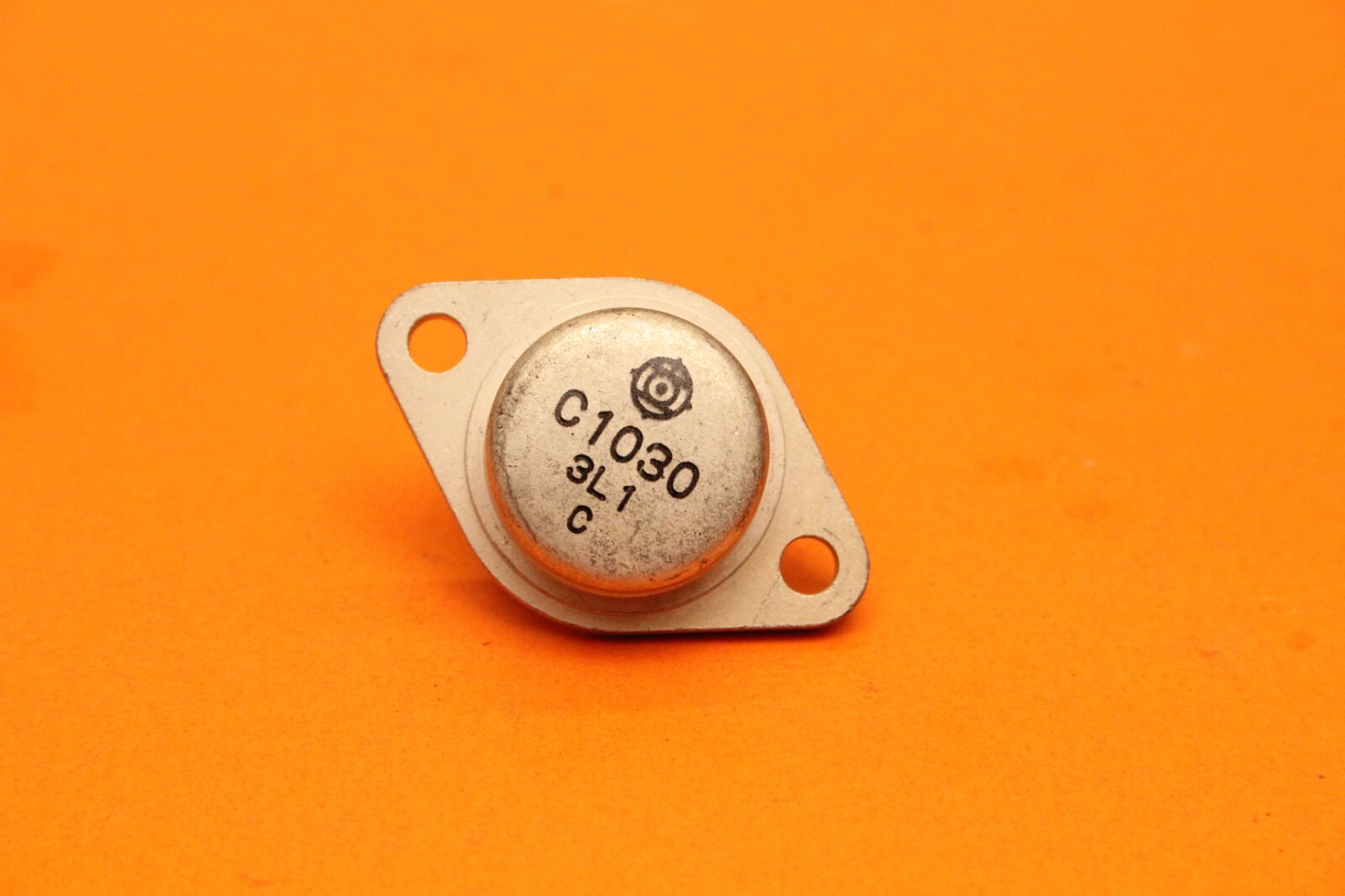 VINTAGE GENUINE HITACHI 2SC1030 NPN SILICON TRANSISTOR ( for VINTAGE GENUINE HITACHI 2SC1030 NPN SILICON TRANSISTOR ( for