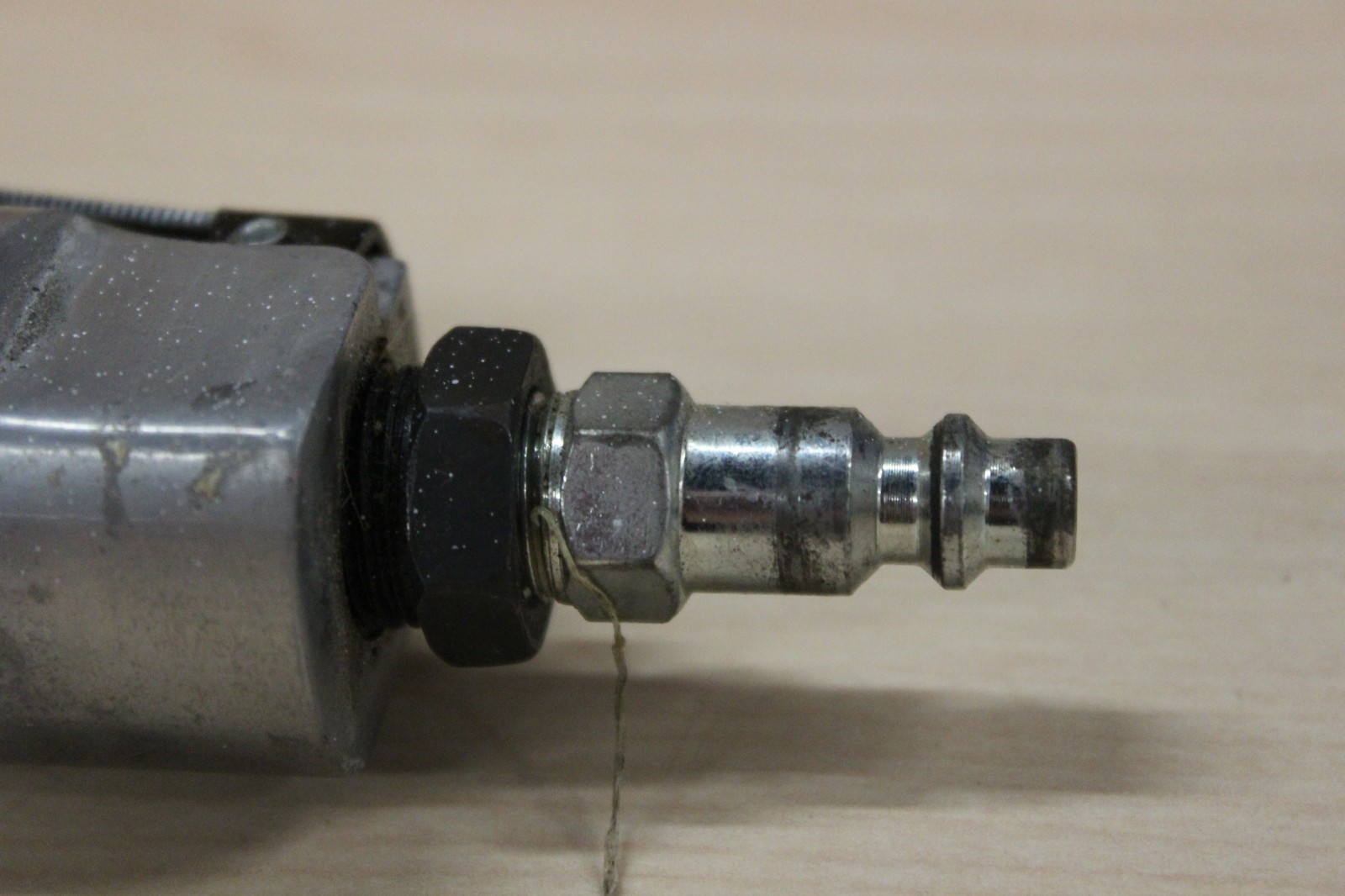 Husky H4110 3/8 Ratcheting Wrench 50FT/LBS. Tool Only Fast Free Shipping