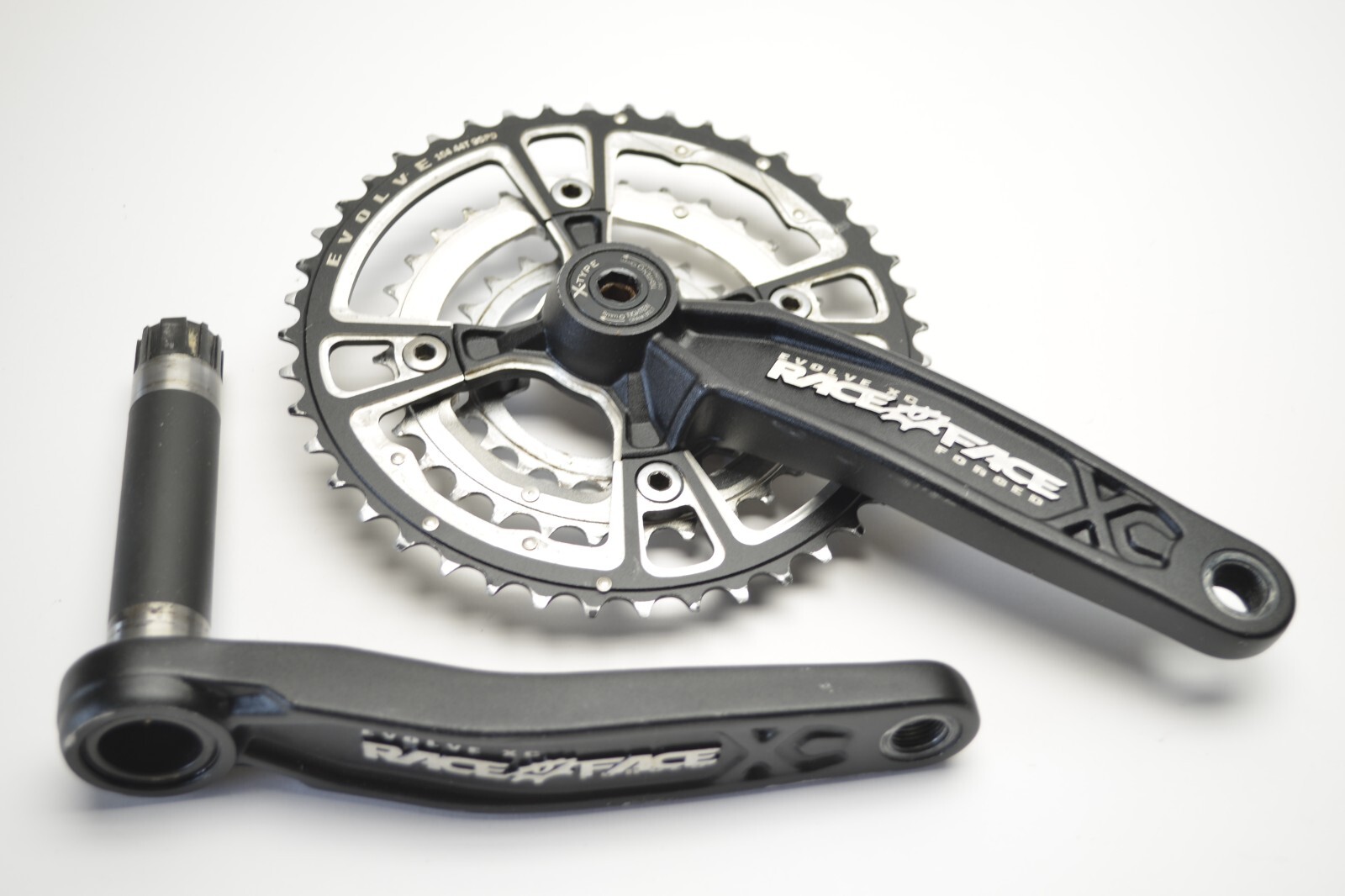 LACE FACE レースフェイス　EVOLVE XC Race Face Evolve XC 175mm 44/32/22 Aluminum Silver Mountain