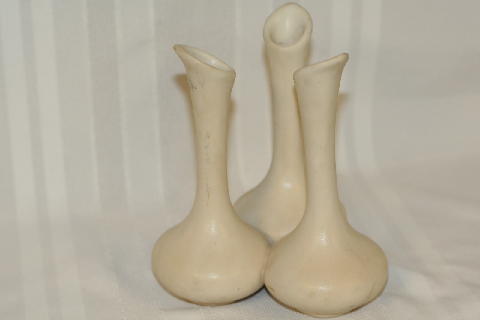 Vintage Van Briggle Pottery Tripple Bud Vase Ivory Cream