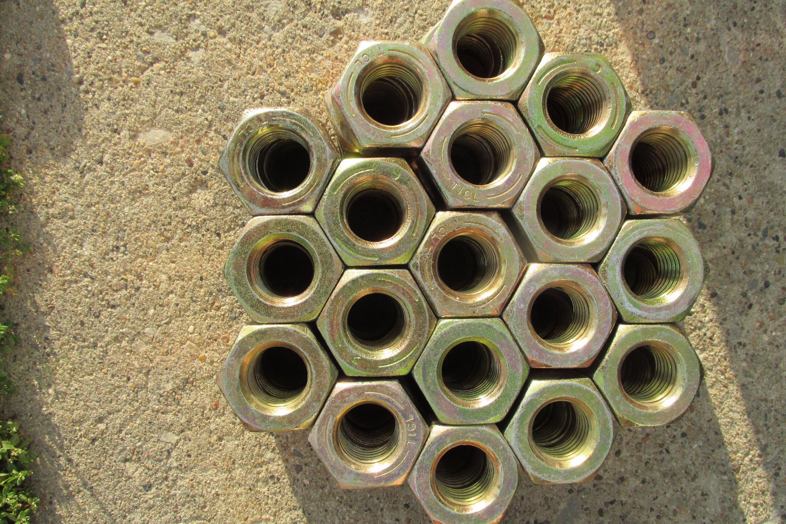 LOT OF (15) - SFC GRADE 8 YELLOW CODED COURSE THREAD HEX NUTS - 1