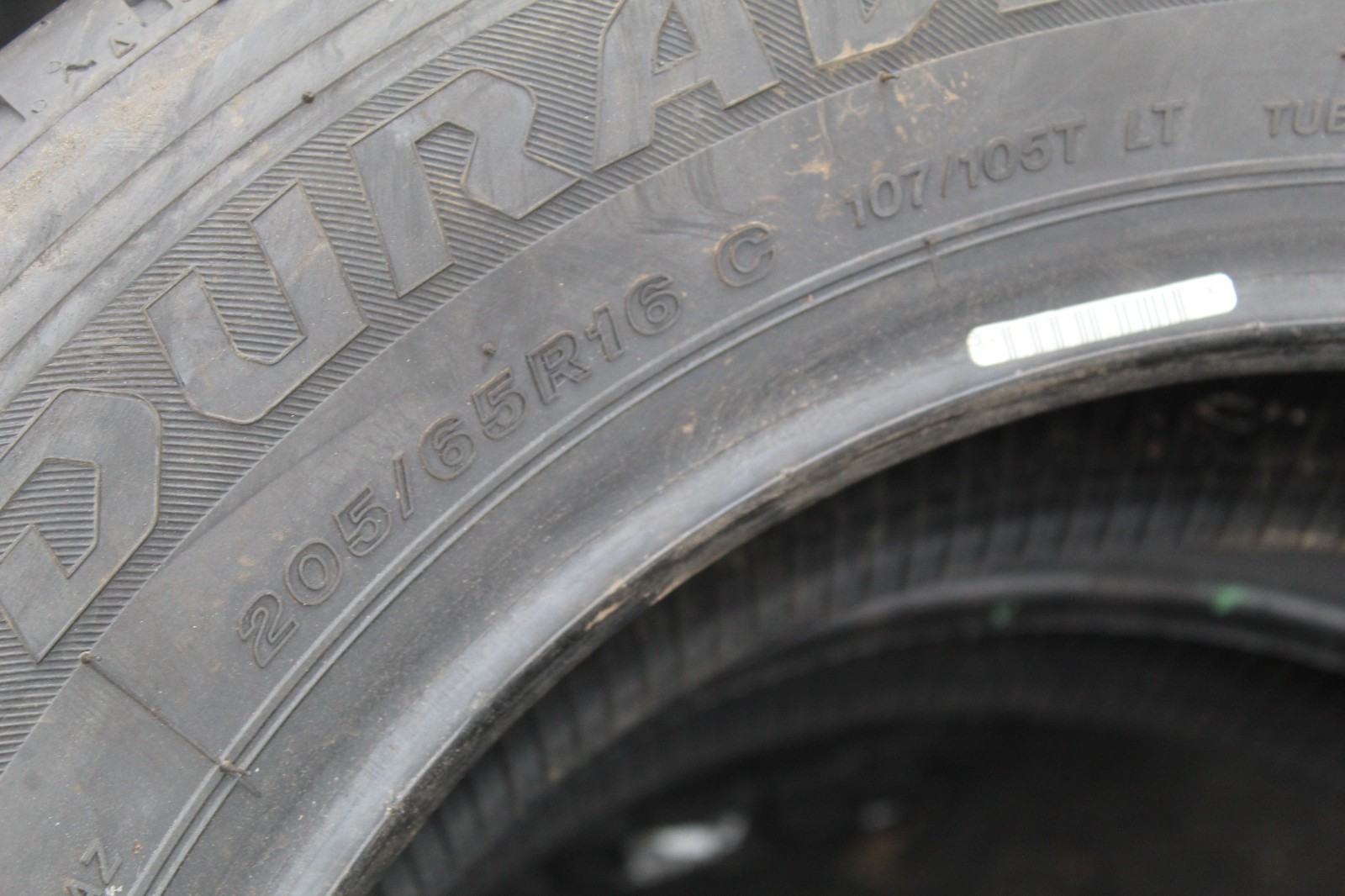 New 205 65 16C Bridgestone, Duravis R660 Eco, 107/105T, x1 Tyre (F1_tyres) L3660