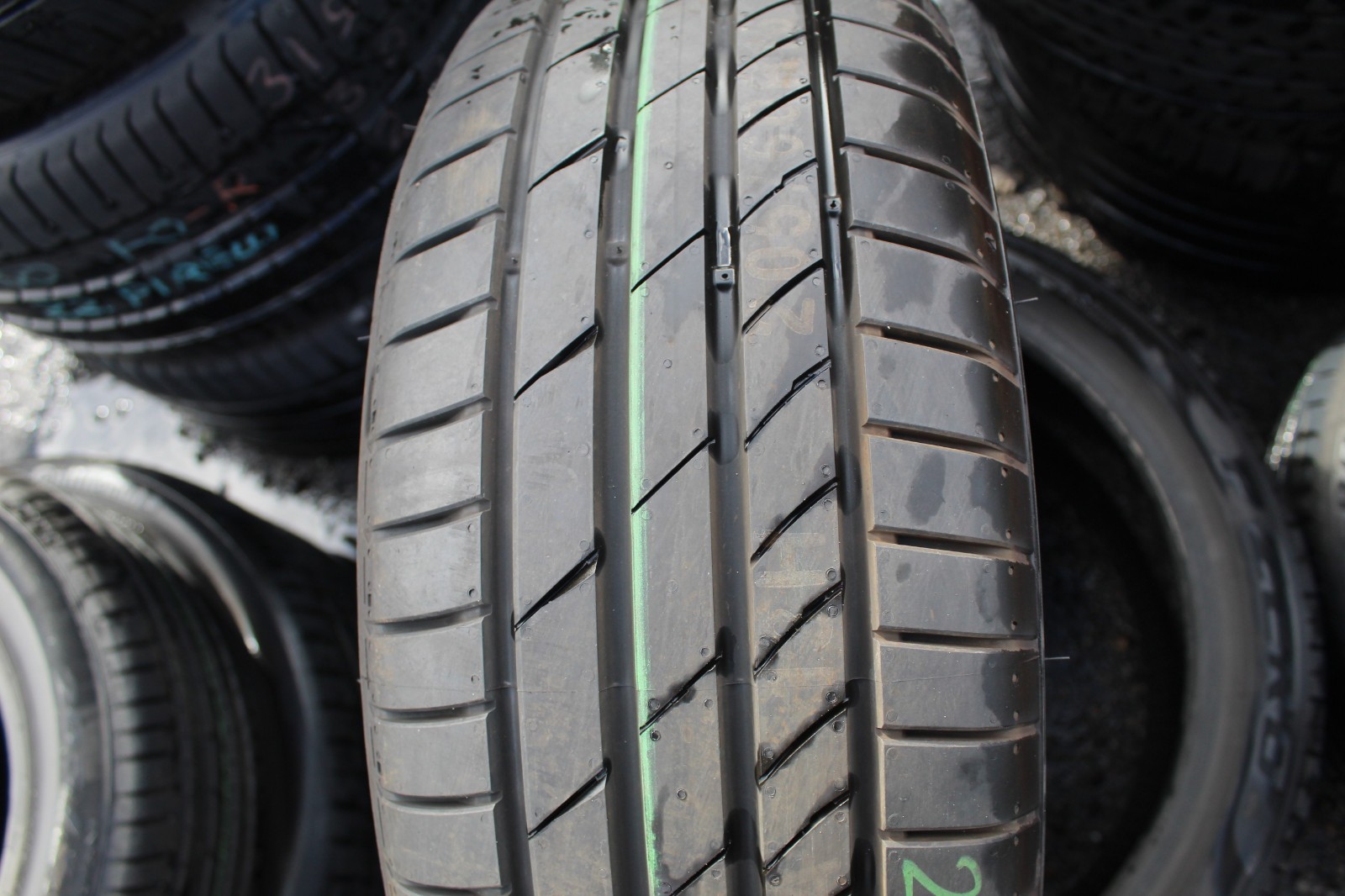 New 205 60 16 Kumho, Ecsta PS71, 92V, x1 Single Tyre (F1_tyres) L3779