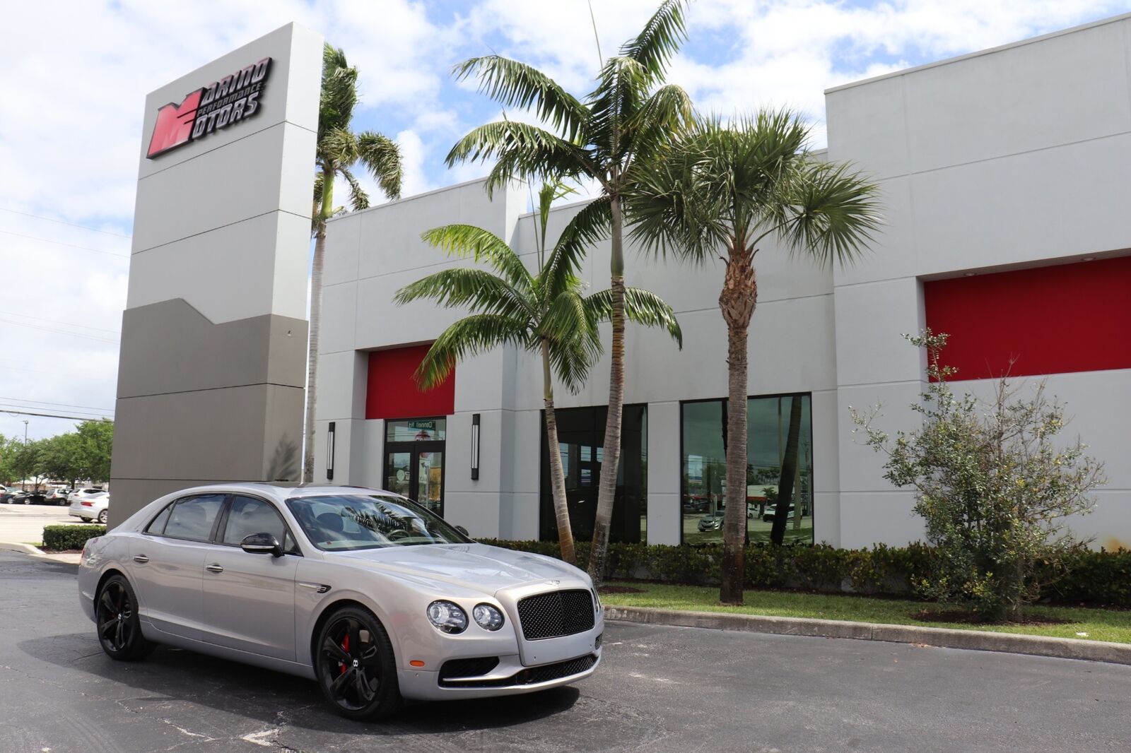 2017 BENTLEY FLYING SPUR W12 S - ONLY 12,000 MILES - RARE COLORS