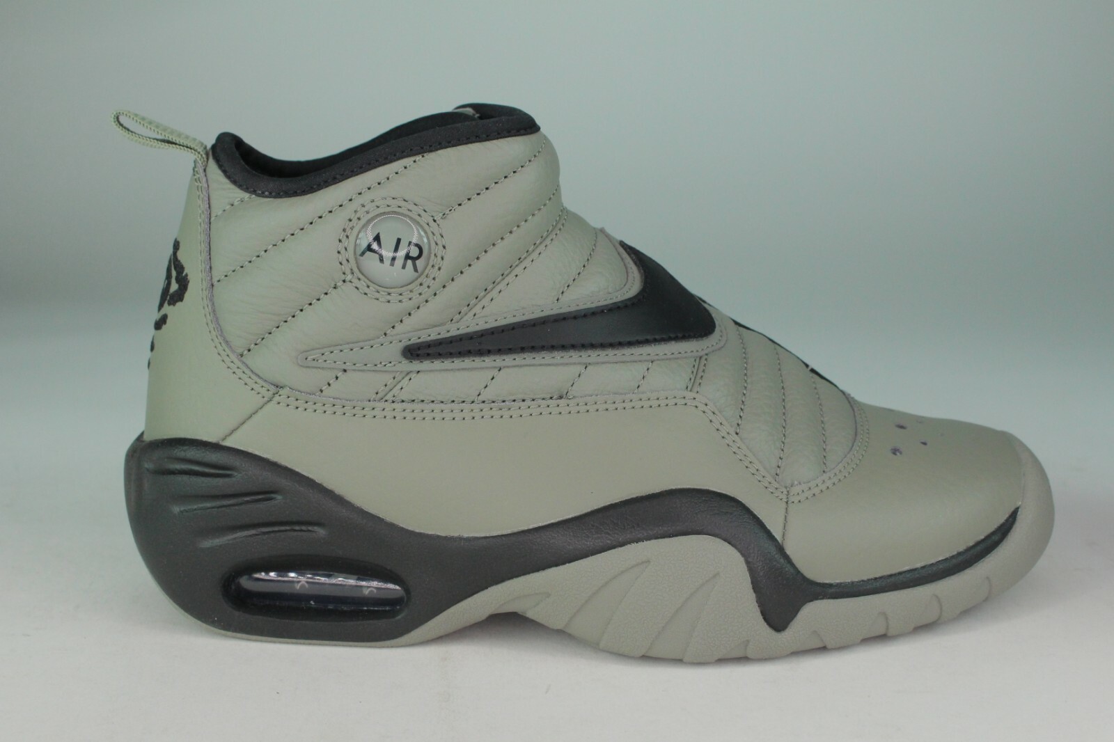 【美品】NIKE AIR SHAKE NDESTRUKT 26.5 US8.5 美品】NIKE AIR SHAKE NDESTRUKT 26.5 US8.5 - メルカリ