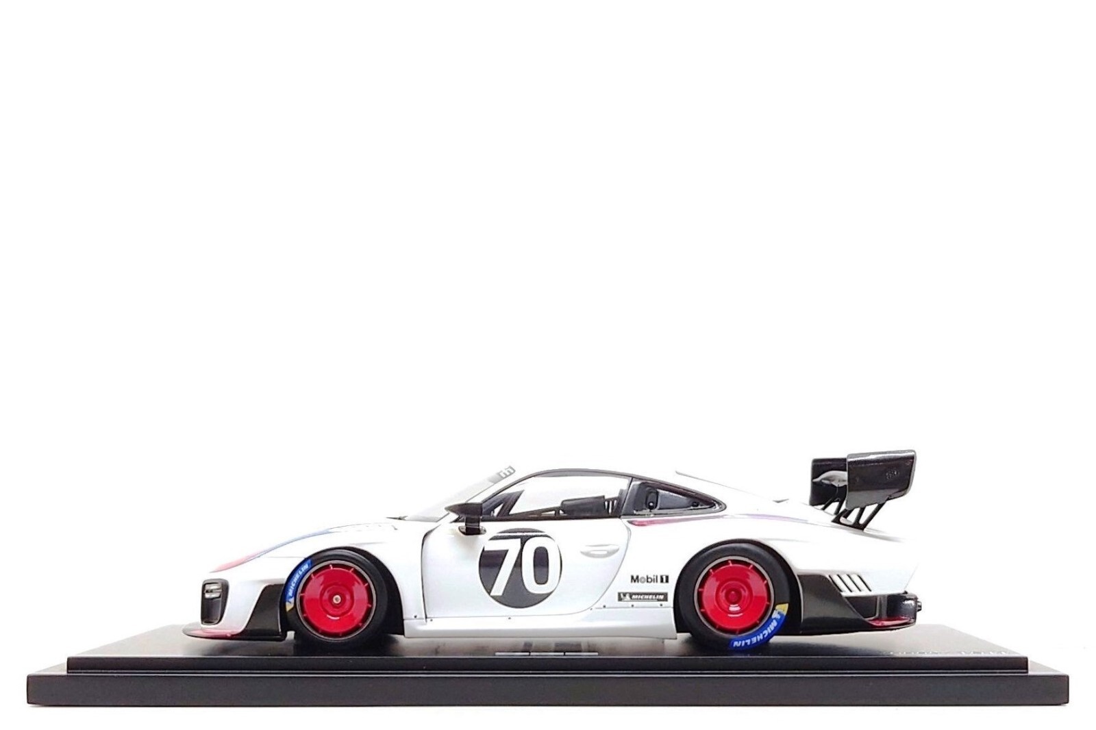 新品未開封 Porsche 935 1/18 LIMITED EDITION 1000 pcs NOREV
