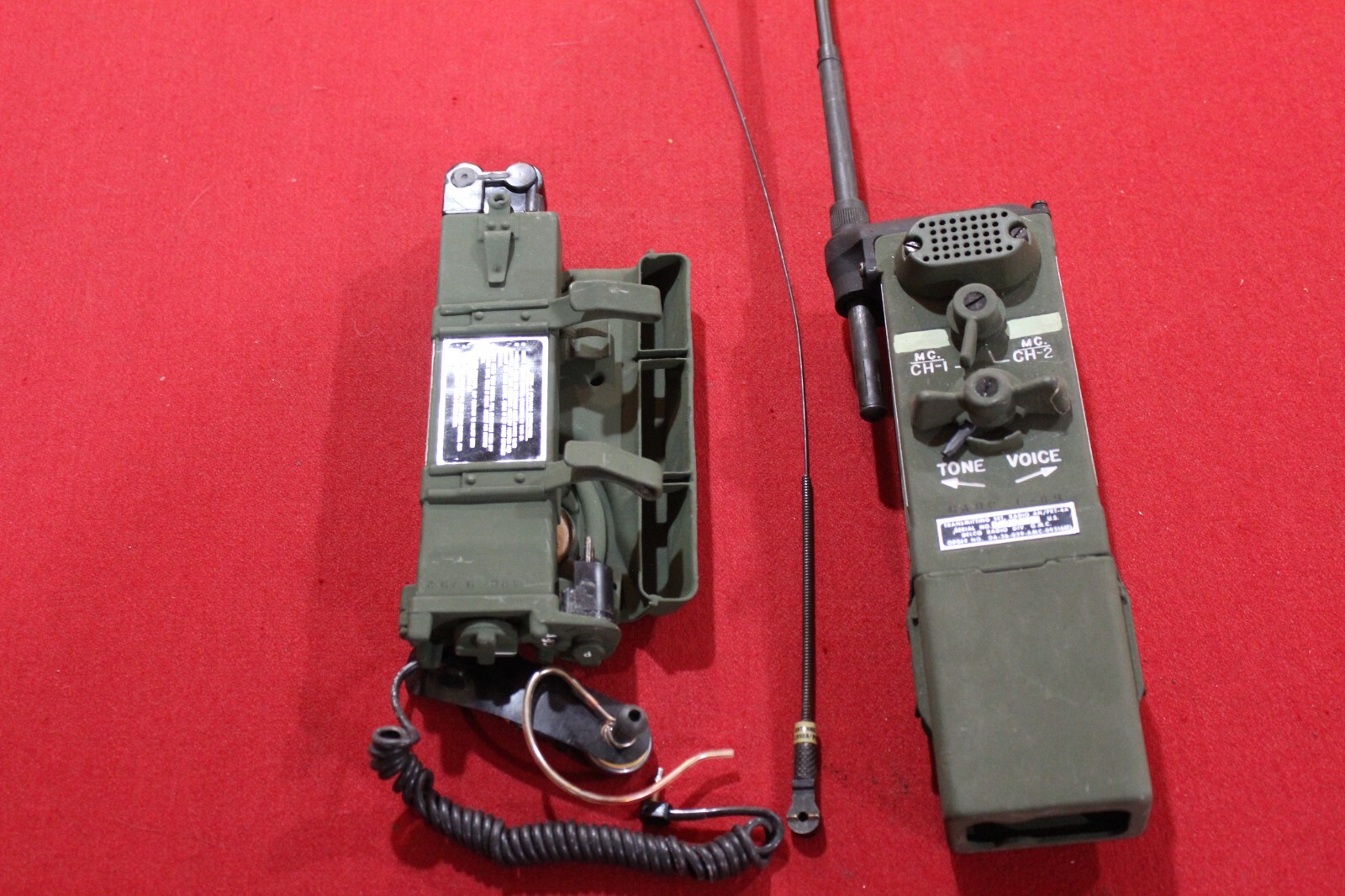 アメリカ軍実物　69年製　PRR-9受信機/PRT-4送信機 アメリカ軍実物 69年製 PRR-9受信機/PRT-4送信機（アメリカ軍
