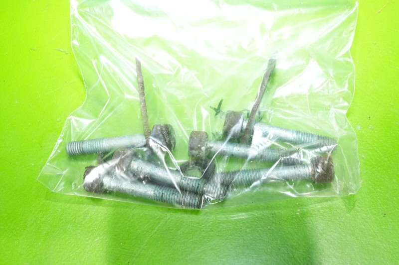 00-06 Audi TT OEM rear back axle mount bolts left OR right 1 SET Mk1