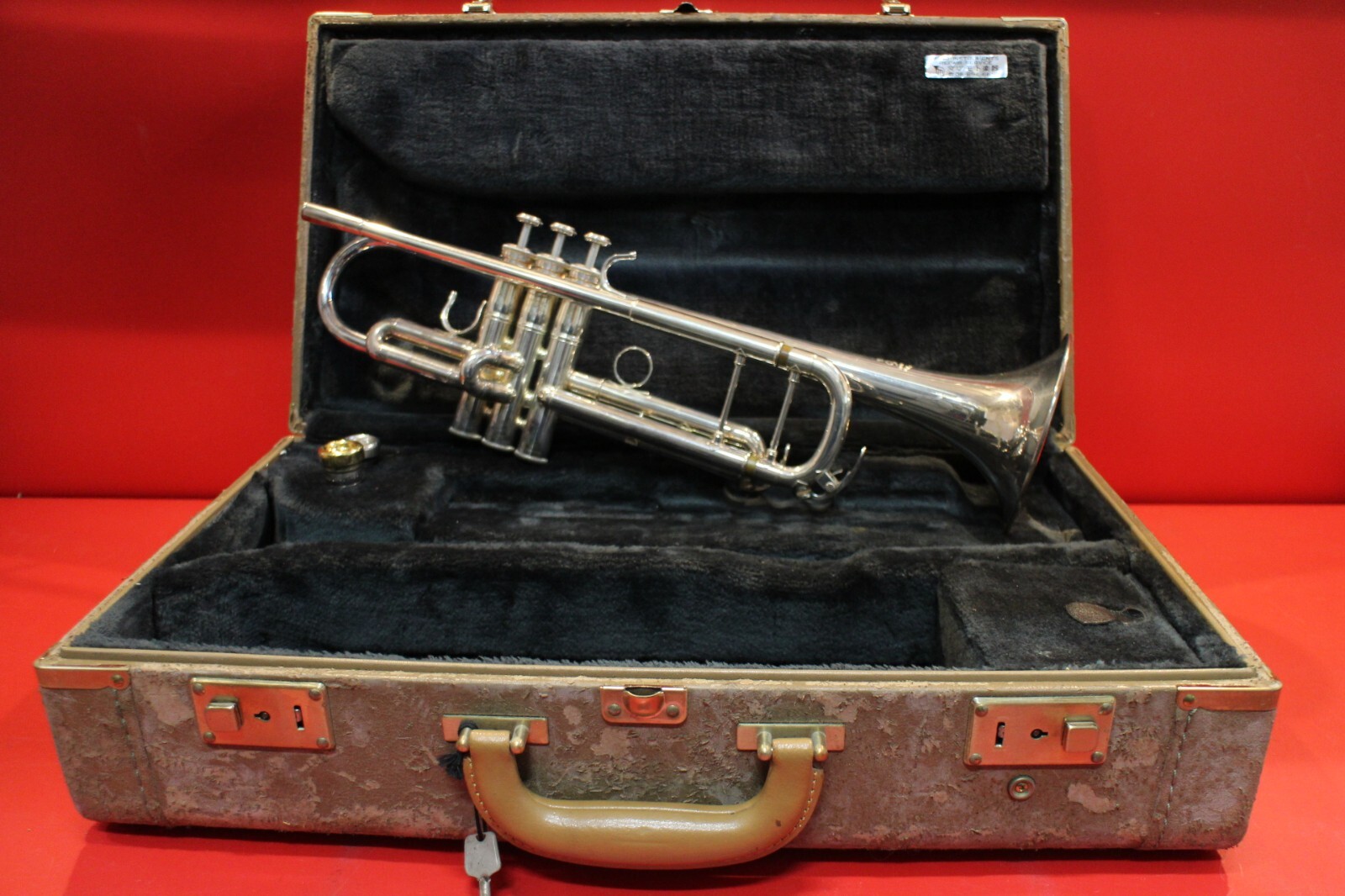 YAMAHA　YTR8335 Xeno YAMAHA YTR-8335 Xeno Trumpet With Care Set YELLOW BRASS
