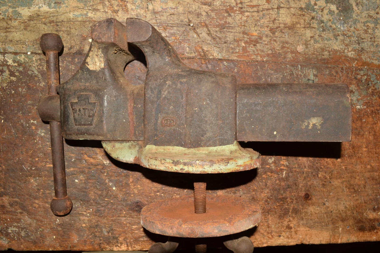 ANTIQUE HOLLAND, ERIE, PA, PATD' KEYSTONE LARGE CAST IRON