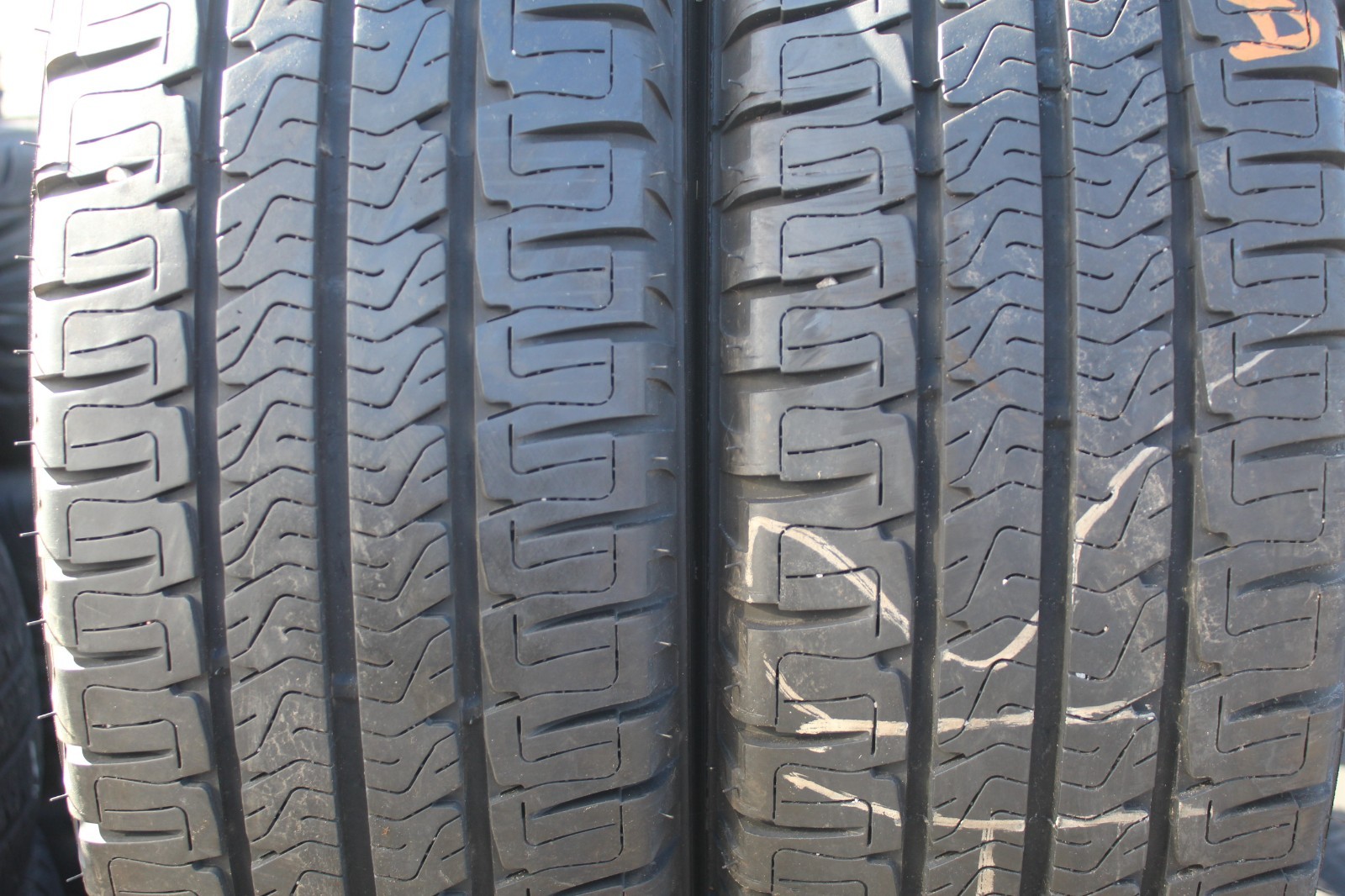 225 75 16CP Michelin, Agilis Camping, 116Q, x2 A Pair 8.1mm (F1_tyres) L3833