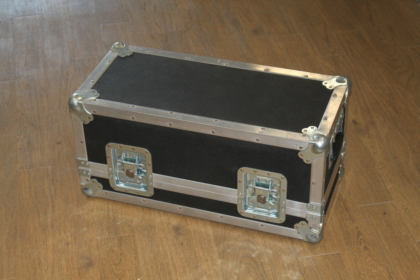 New Roadie by Hybrid Cases ATA Foam Lined Amplifier Head Road Case