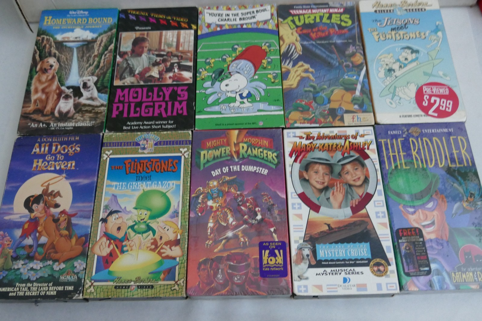 Lot 23 VHS Children's/Family Movies Disney Warner Bros Marvel Sony Dreamworks
