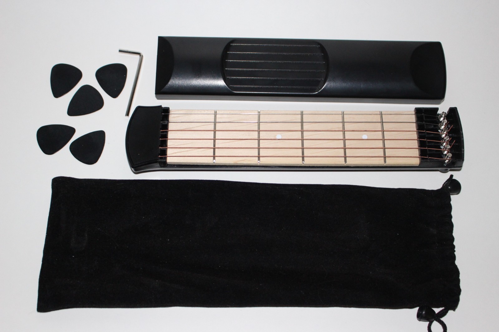 6 Fret Portable Pocket Guitar Practice Tool Guitar Chord Trainer Picks Tuner Bag