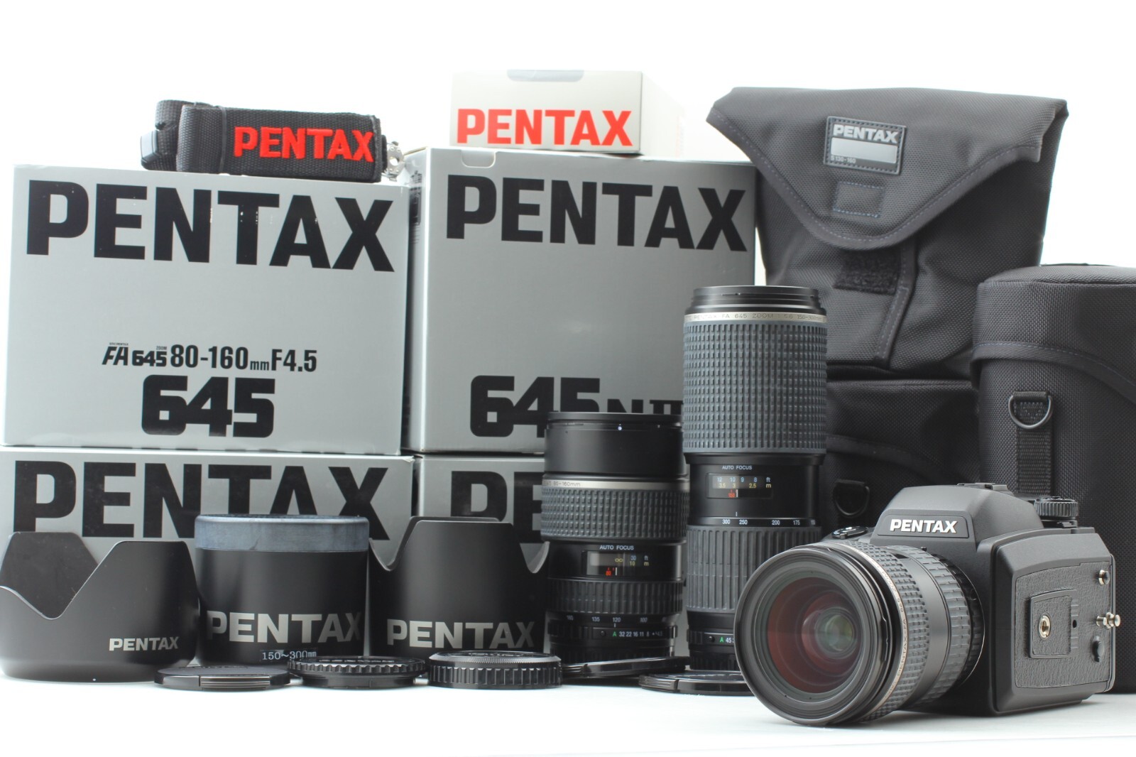 PENTAX645NⅡ ズームレンズ45〜85mm ＋80〜160mm 3Lenses [ Almost unused ] Pentax 645NII FA Zoom 45-85mm 80