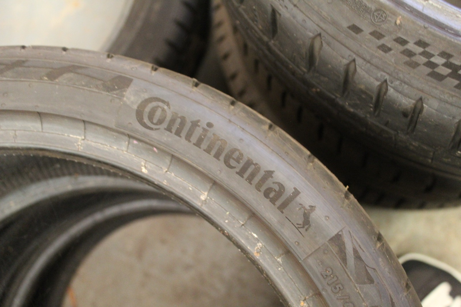 215 40 18 Continental, PC 7, XL, EV, 89Y, x2 A Pair 6.8mm (F1_tyres) X139