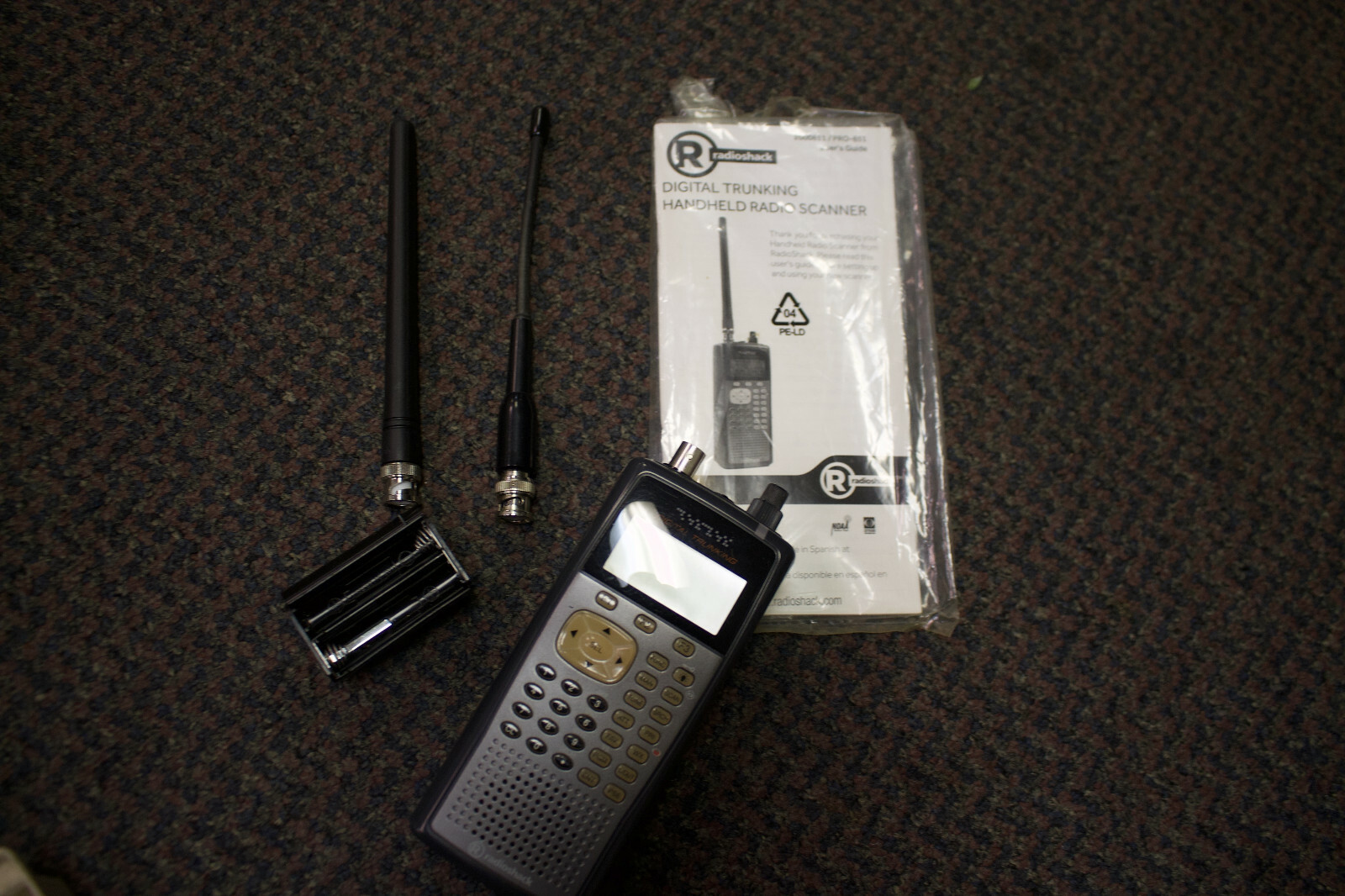 Radioshack Handheld Radio Scanner 2000651 PRO-651