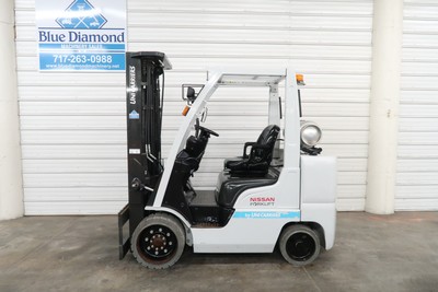 2014' Nissan UniCarriers CF70, 7,000# Tire Forklift, LP Gas, 3 Stage, 4 Way Hyd.
