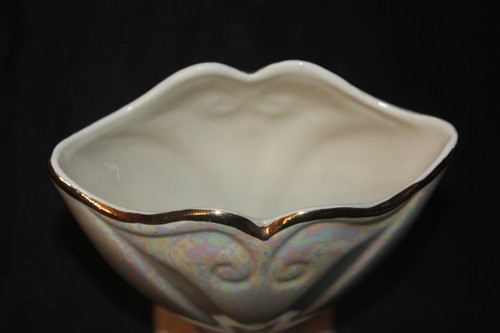 vintage PIONEER Pottery iridescent gold trim VASE #159 - Antique - USA