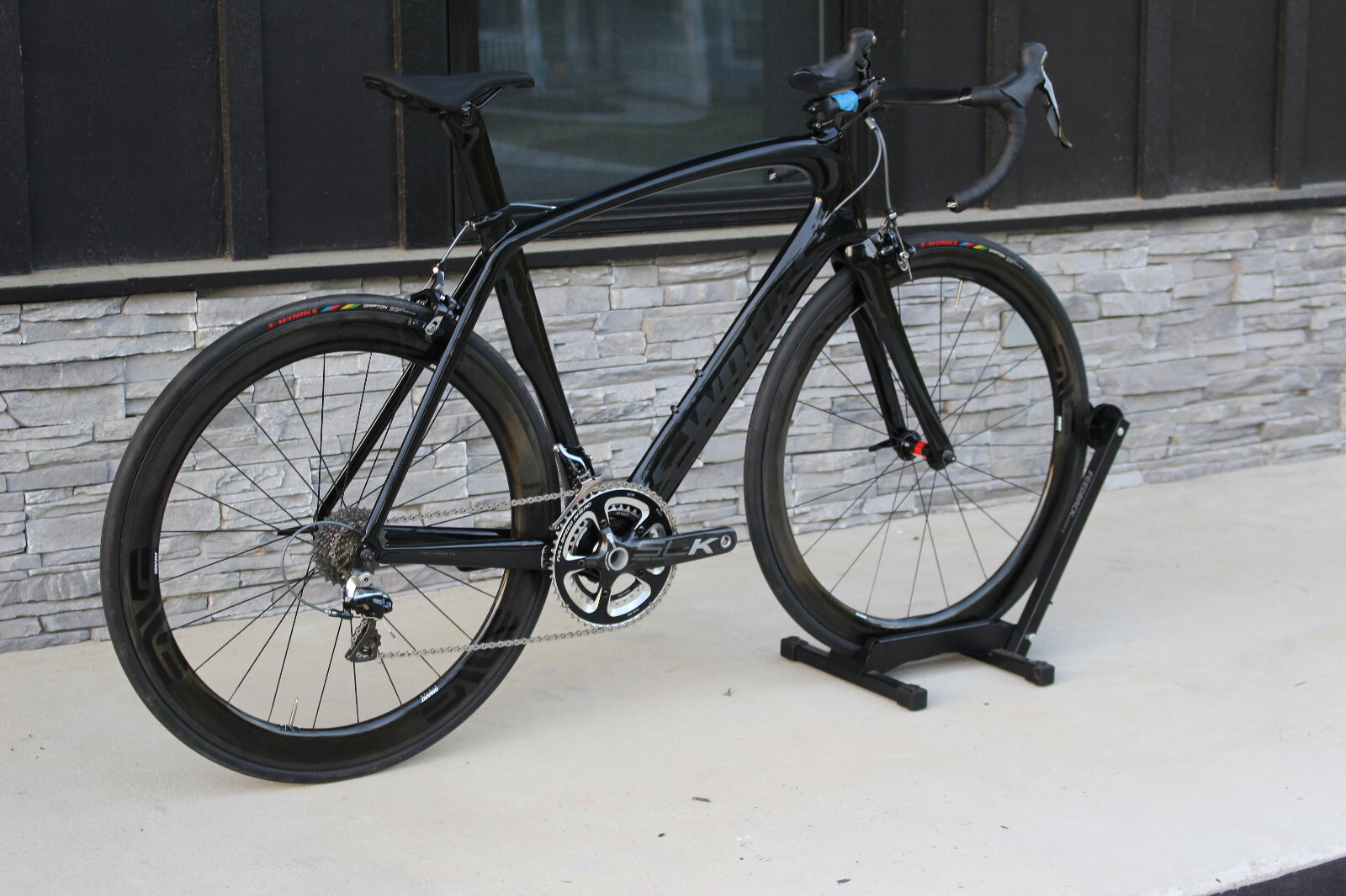 specialize venge pro disc 56サイズ　手渡し値引き有り specialize venge pro disc 56サイズ手渡し値引き有り