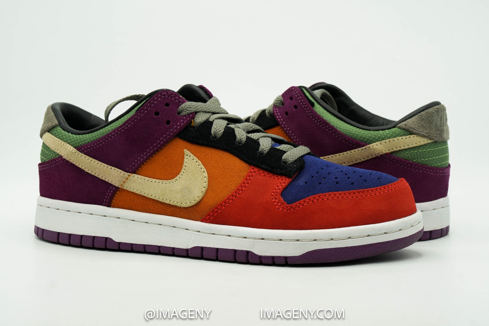 nike dunk low viotech on feet