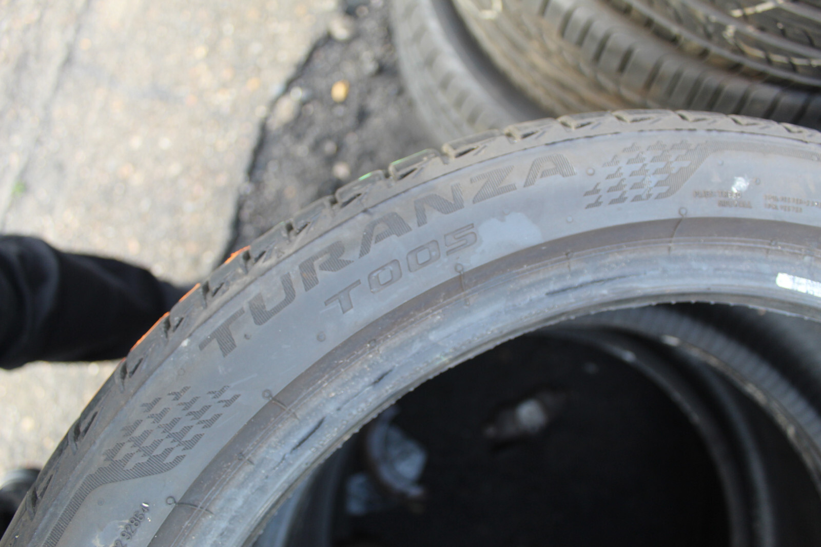 245 40 19 Bridgestone, Turanza T005, 94W x2 A Pair 6.5mm (F1_tyres) L2854