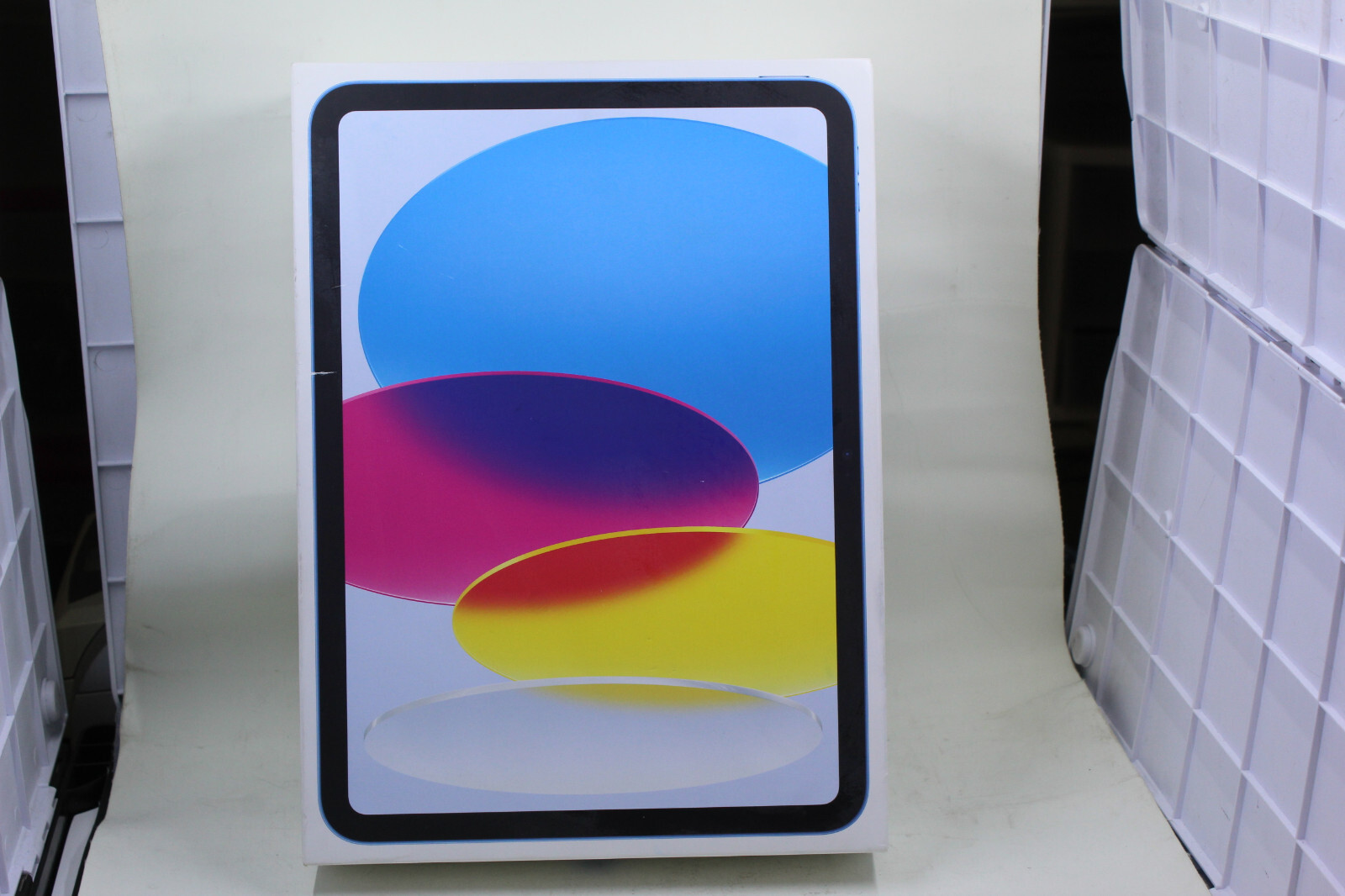 bac nguyen様　Ipad+iphone Apple iPad Pro 2nd Gen. 256GB, Wi-Fi 11 in - Space Gray