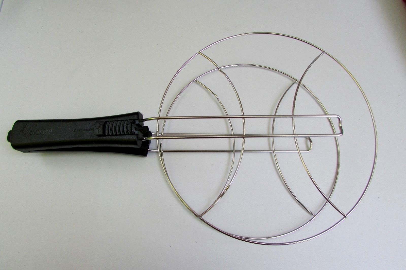 Hearthware NuWave Pizza Flipper Turner Tongs GUC