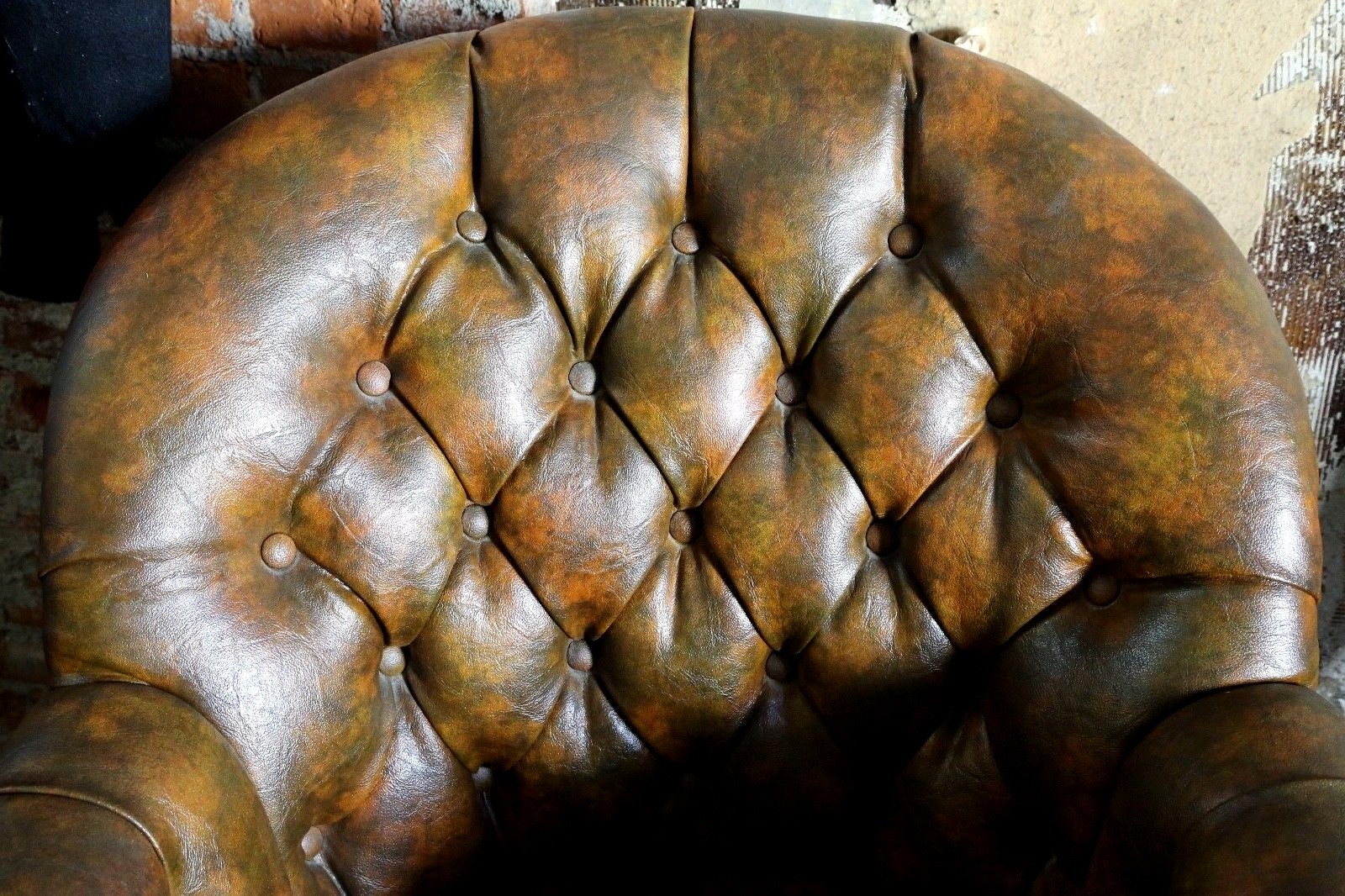 Vintage Chesterfield Tufted Button Brown Club Chair Swivel Seat Armchair Loft
