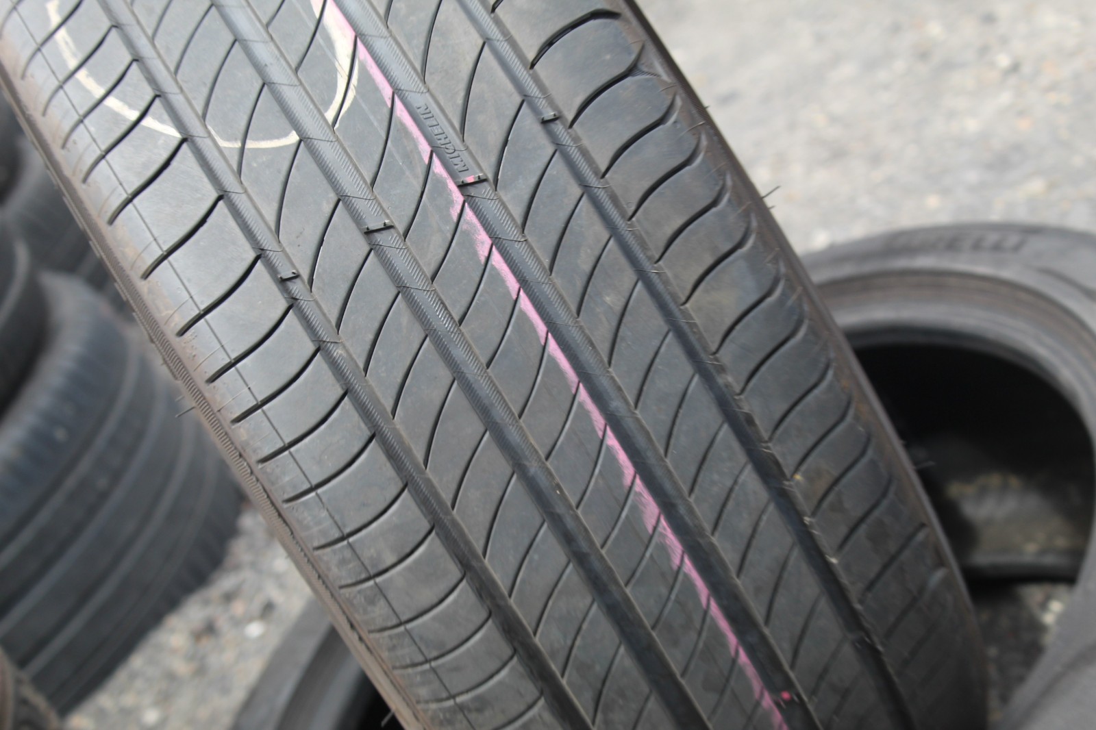 215 55 19 Michelin, Primacy 4, XL VOL 99Y, x1 Single Tyre 7.2mm (F1_tyres) L3627