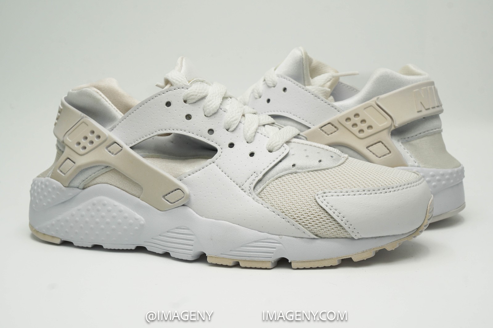 NIKE AIR HUARACHE RUN GS NEW SIZE 5Y WHITE PURE PLATINUM