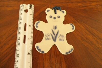 VINTAGE RETIRED CERAMIC TEDDY BEAR BY RUSS BERRIE FREE SHIPPING