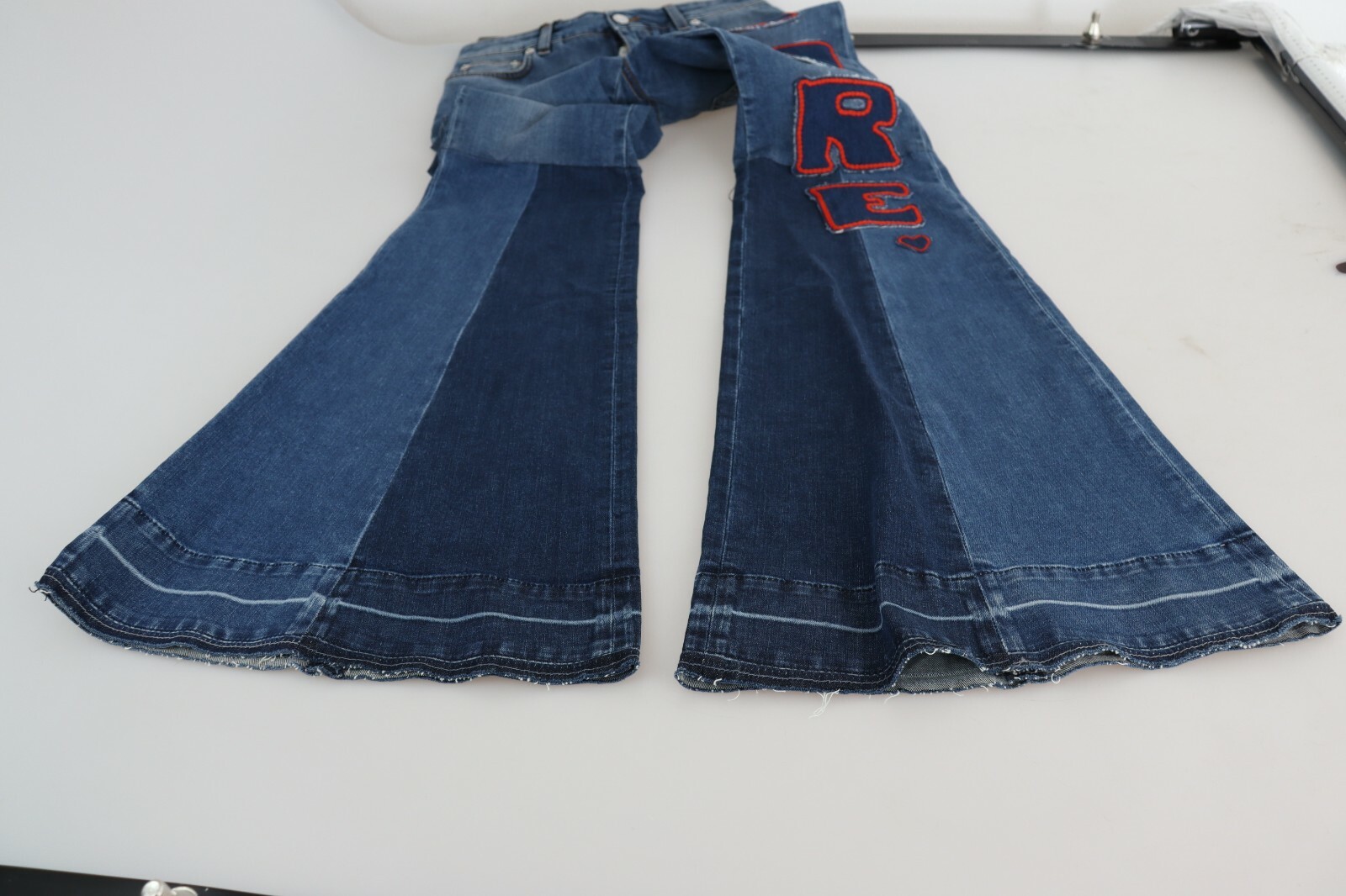 Pre-owned Dolce & Gabbana Jeans Blue Amore Patch Boot Cut Cotton Stretch It38/us4/xs $1200