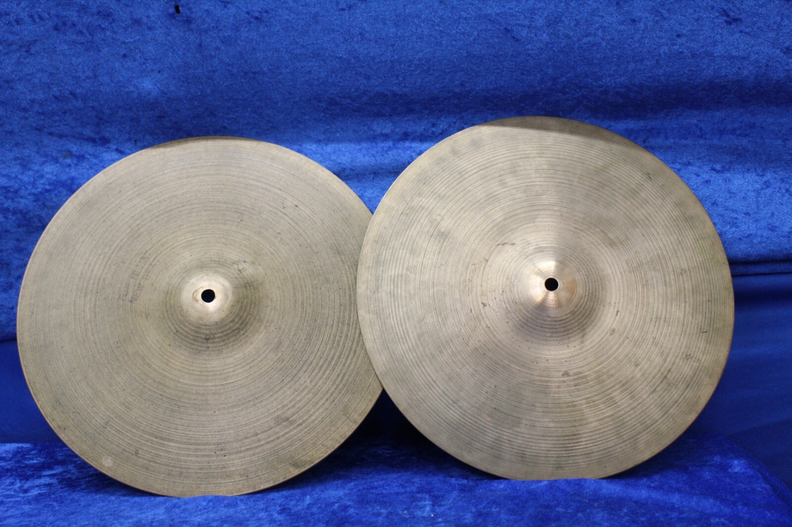 Vintage Zildjian Avedis 14 Vintage Zildjian Avedis 14