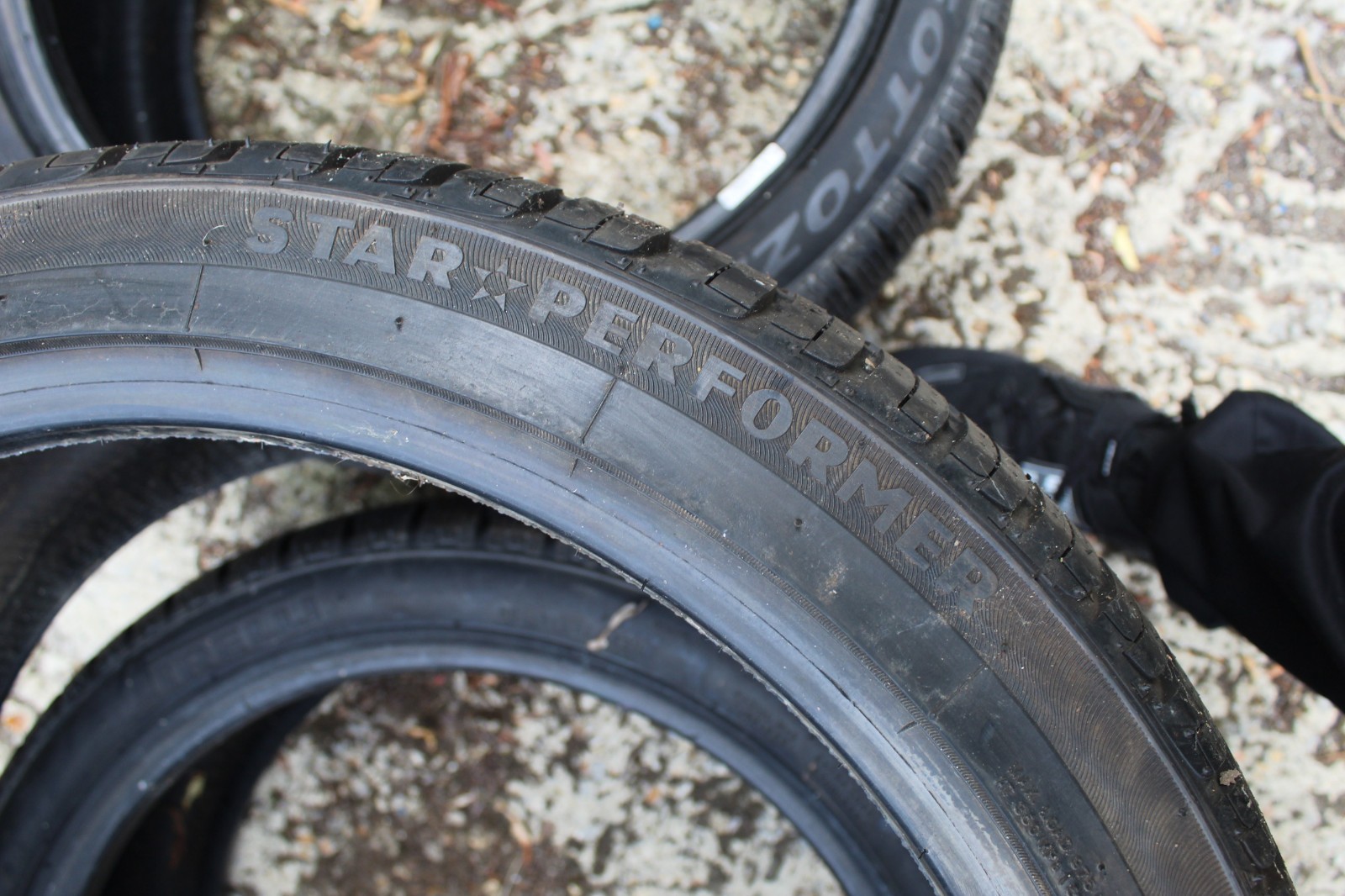 New 295 35 21 Star Performer, SUV-1, XL, 107Y, x1 Single Tyre (F1_tyres) X82