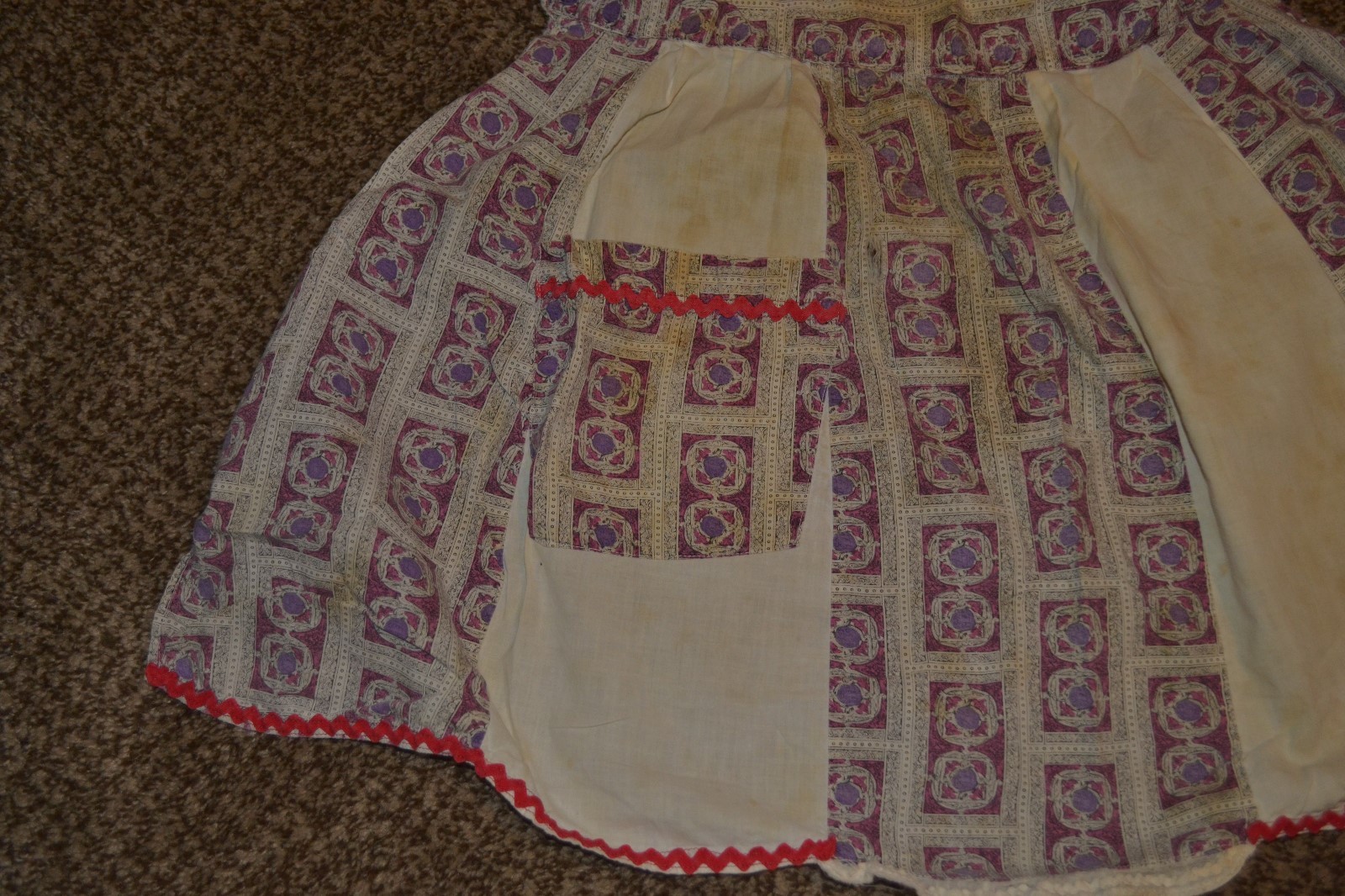Vintage 1940's Handmade Aprons (2)