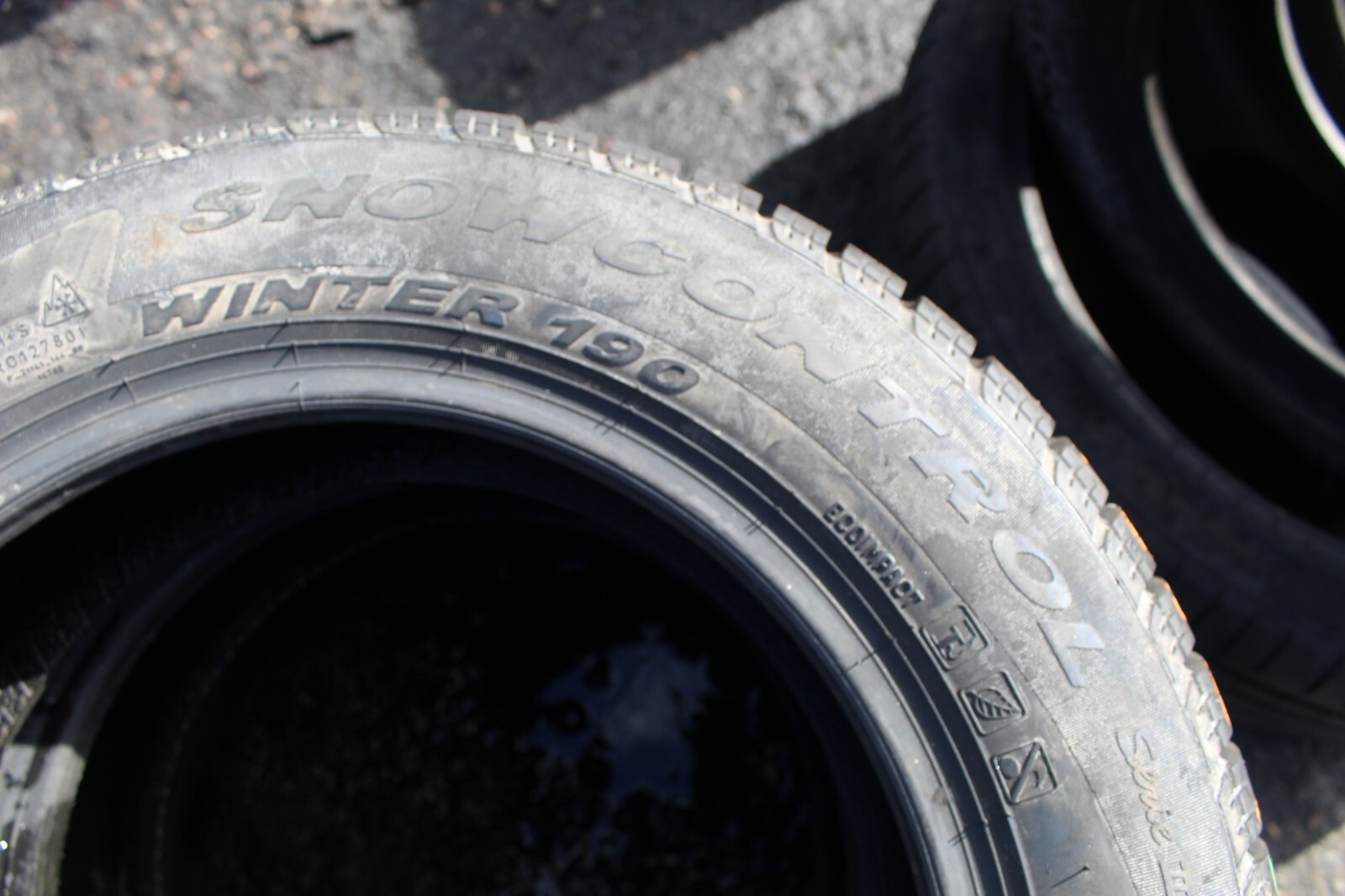 New 175 65 15 Pirelli, SCW190SerieII, Winter, 84T, x2 A Pair (F1_tyres) FOD L787