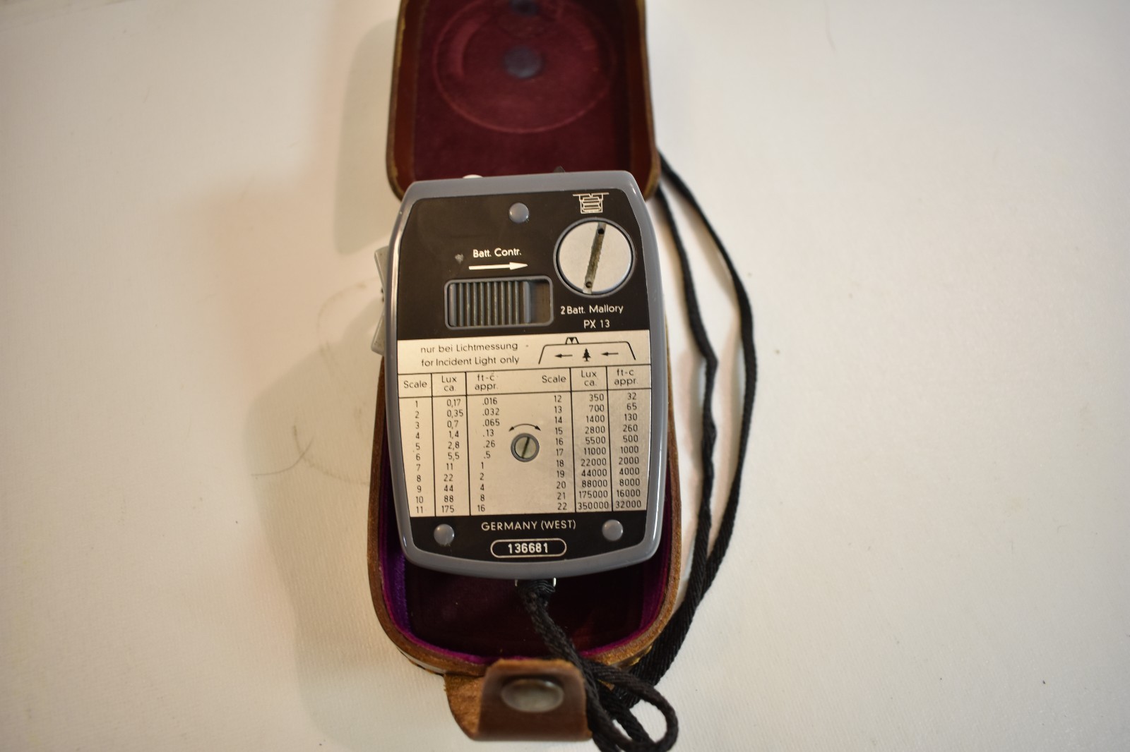 Nice Clean Used Gossen Lunasix Light Meter W/ Leather Ccase  - Germany Camera US