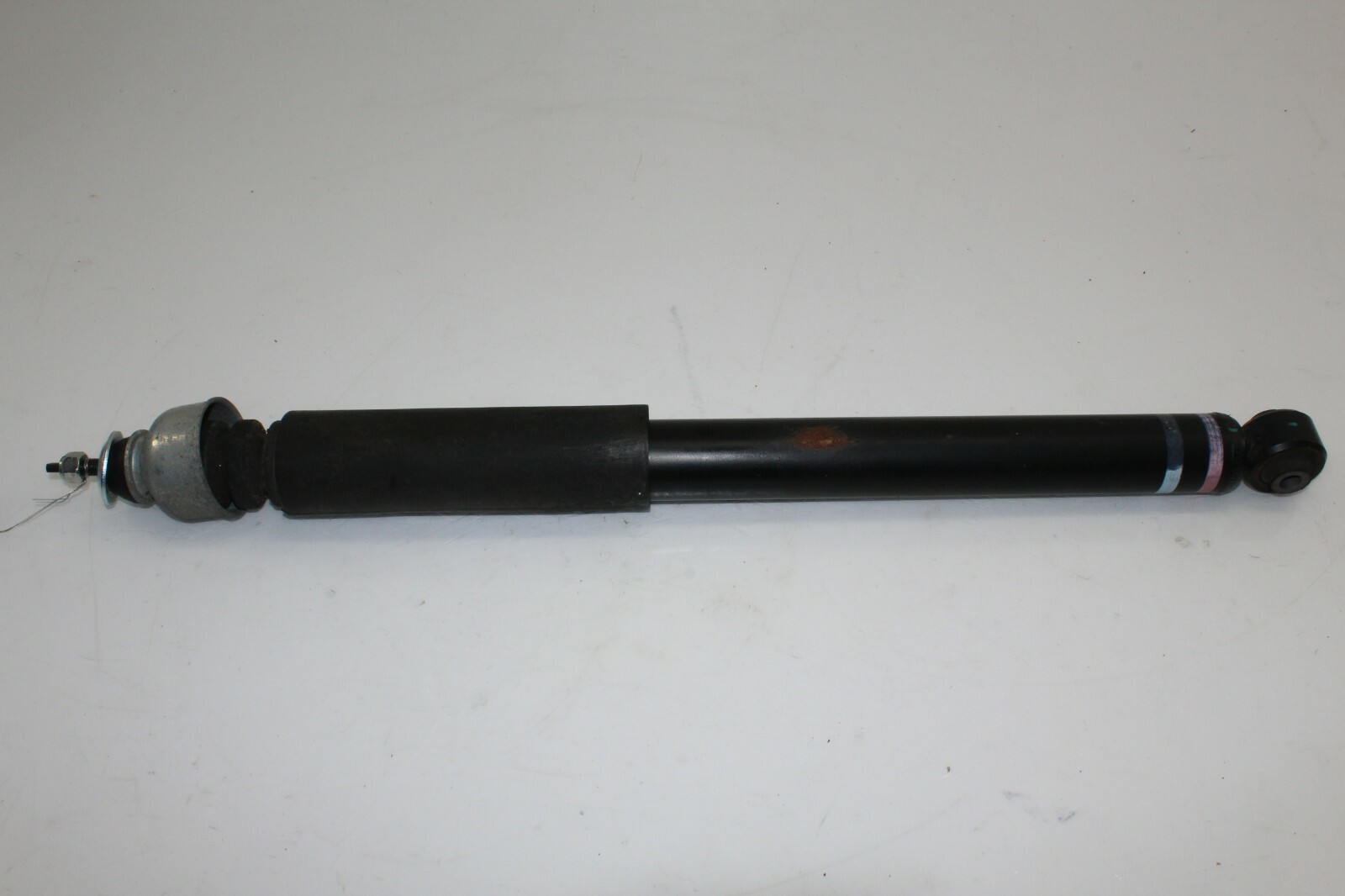 りょう 2013-2017 Nissan Juke Nismo Rs Rear Strut Shock Absorber OEM
