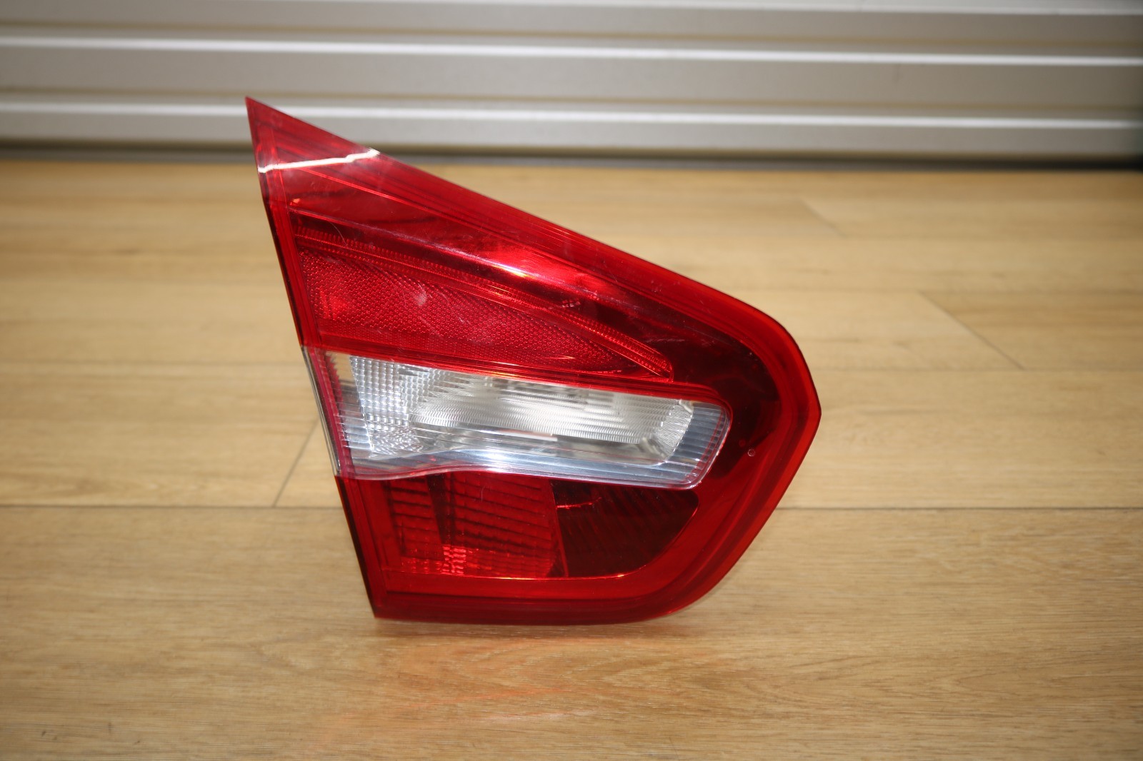 2015-2017 MERCEDES BENZ GLA LEFT SIDE TAIL LIGHT (OEM)